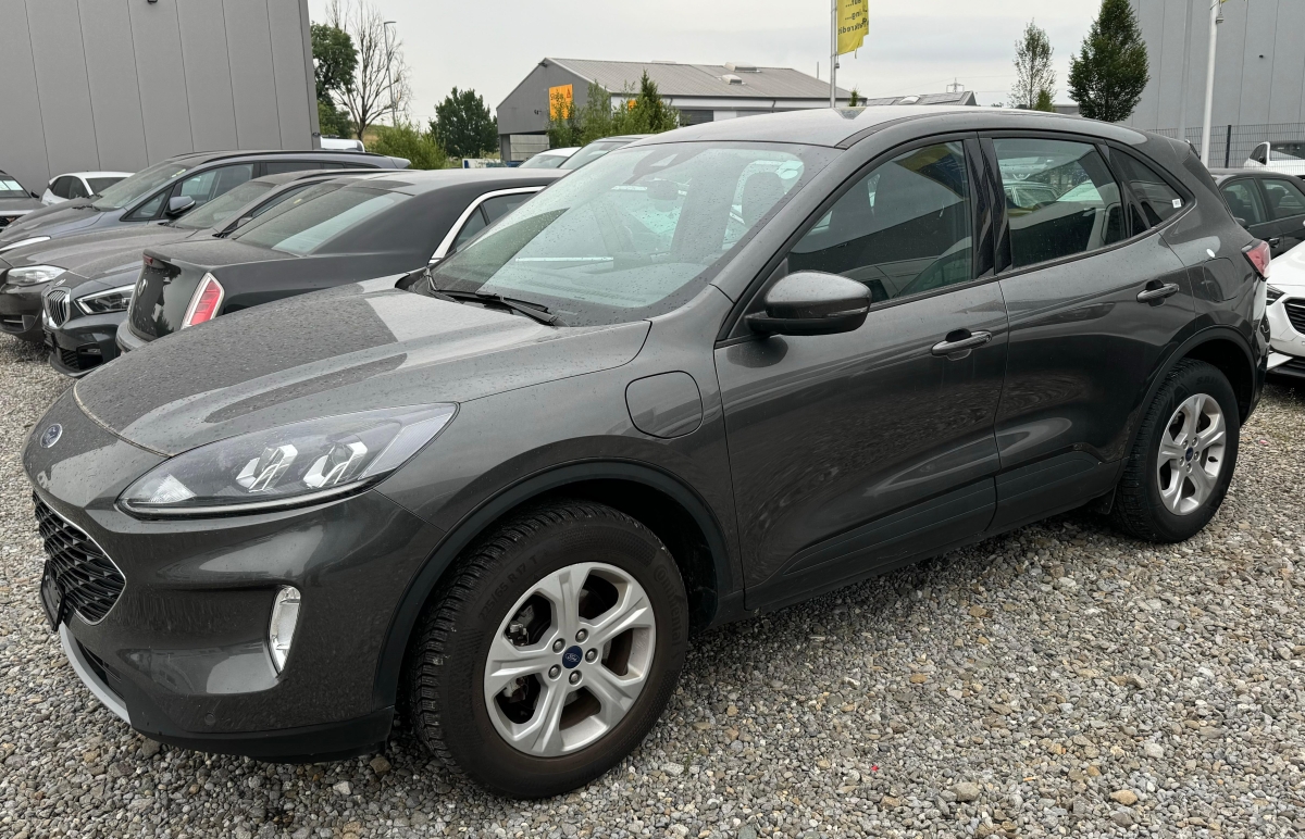 FORD Kuga 2.5 PHEV Cool & Connect 2WD