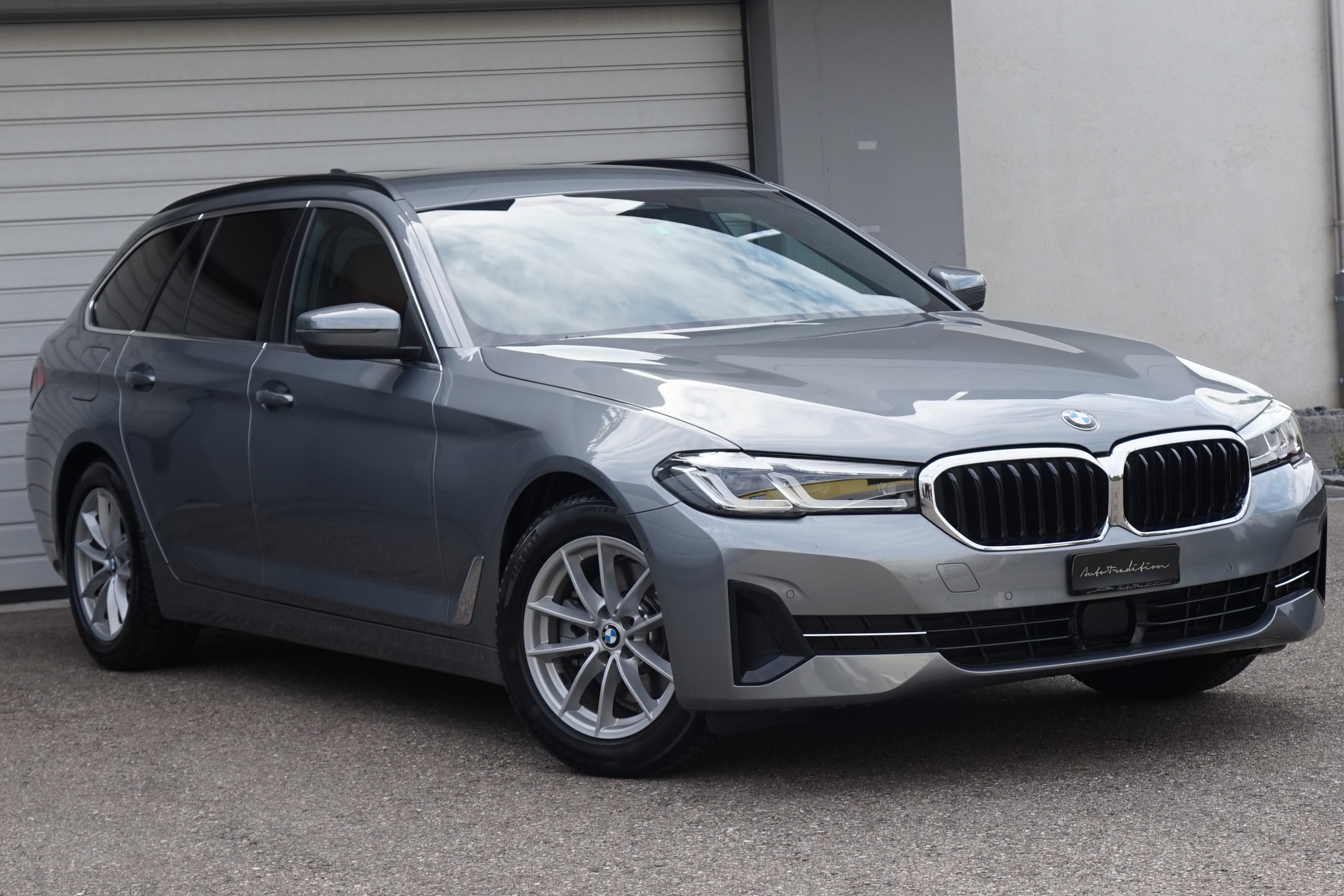 BMW 520d xDrive 48V Touring Luxury Steptronic