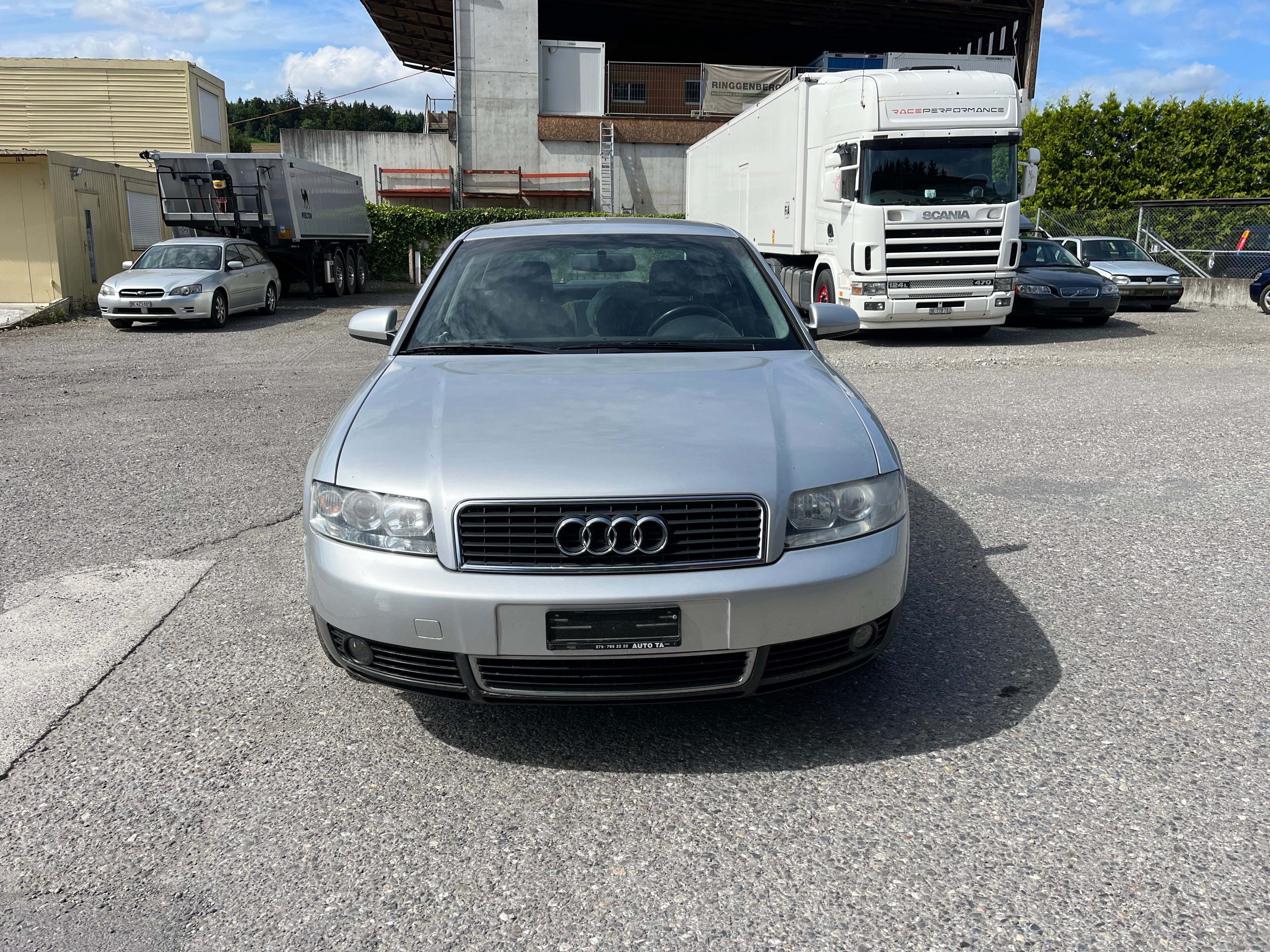 AUDI A4 2.4 V6