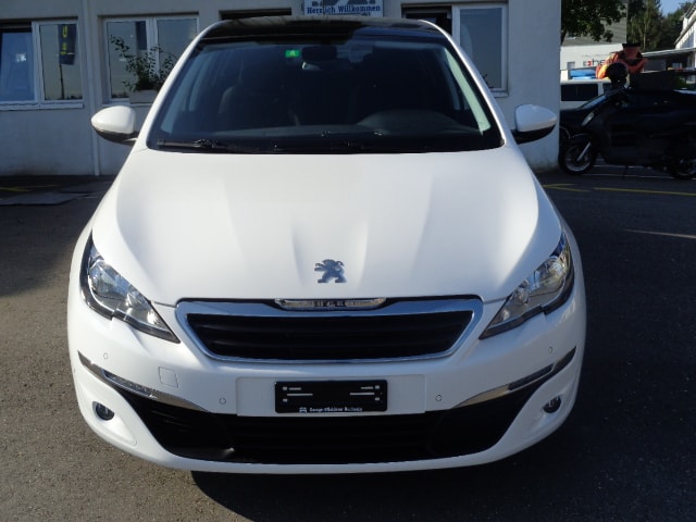 PEUGEOT 308 1.6 BlueHDI Style Automatic