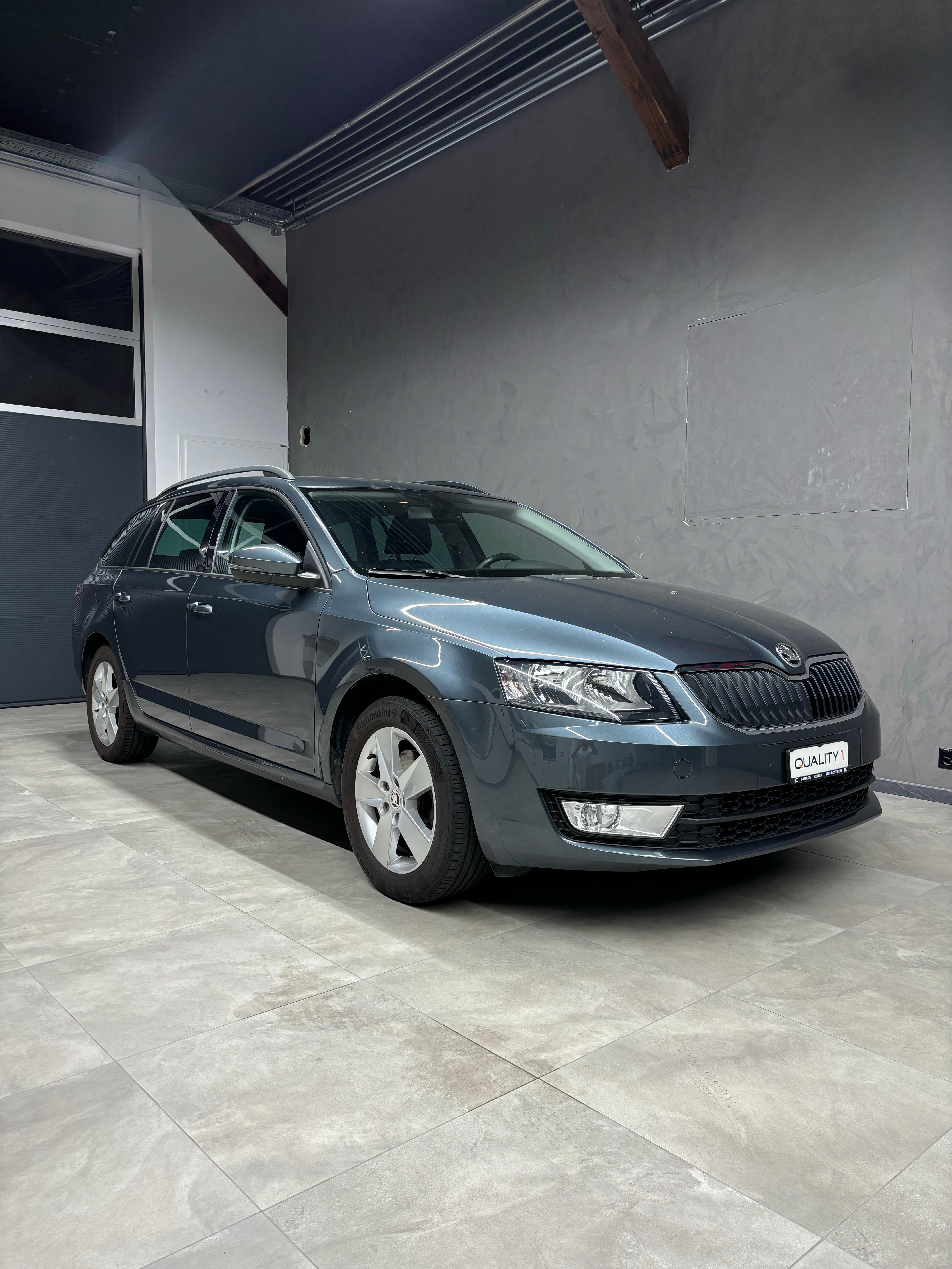 SKODA Octavia Combi 2.0 TDI Style DSG