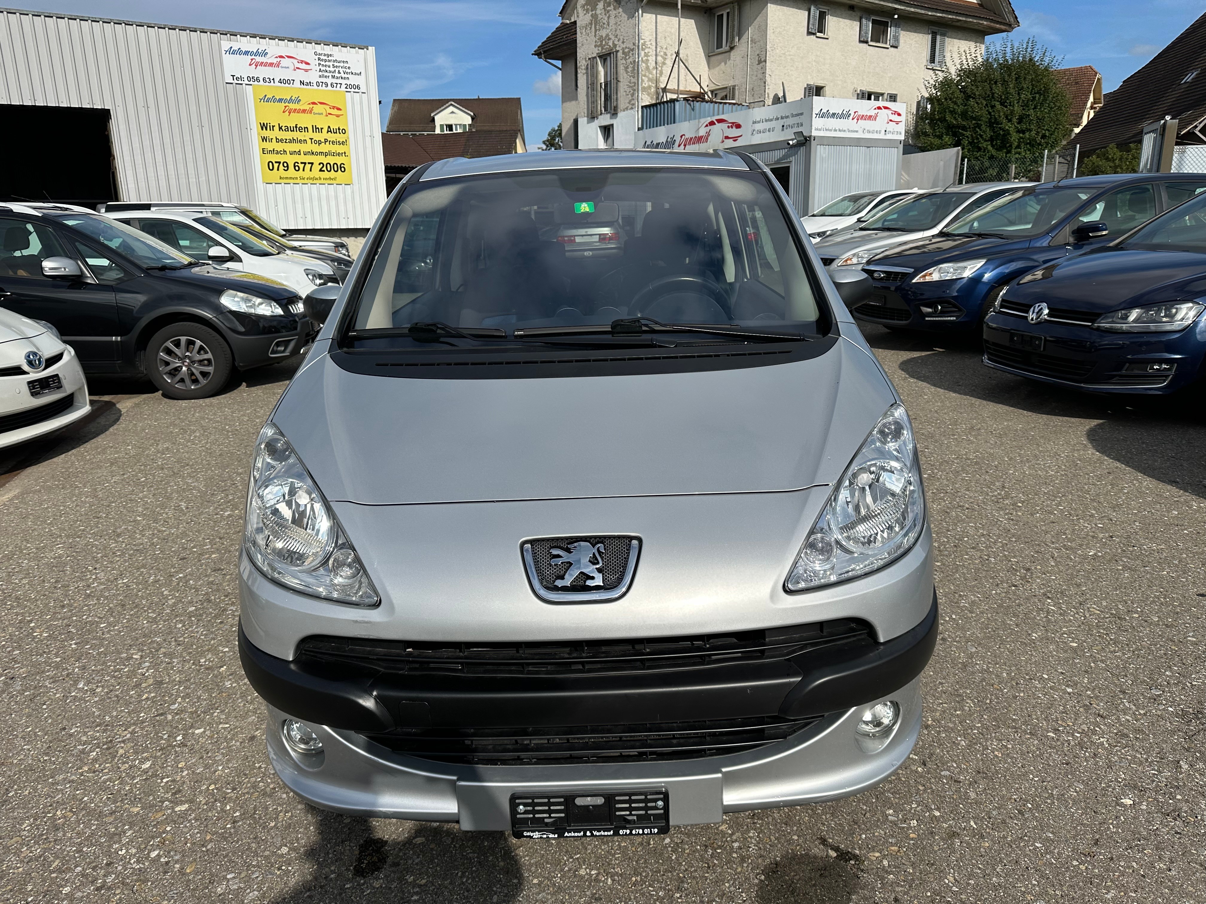 PEUGEOT 1007 1.6 Sporty Sesam 2-Tronic