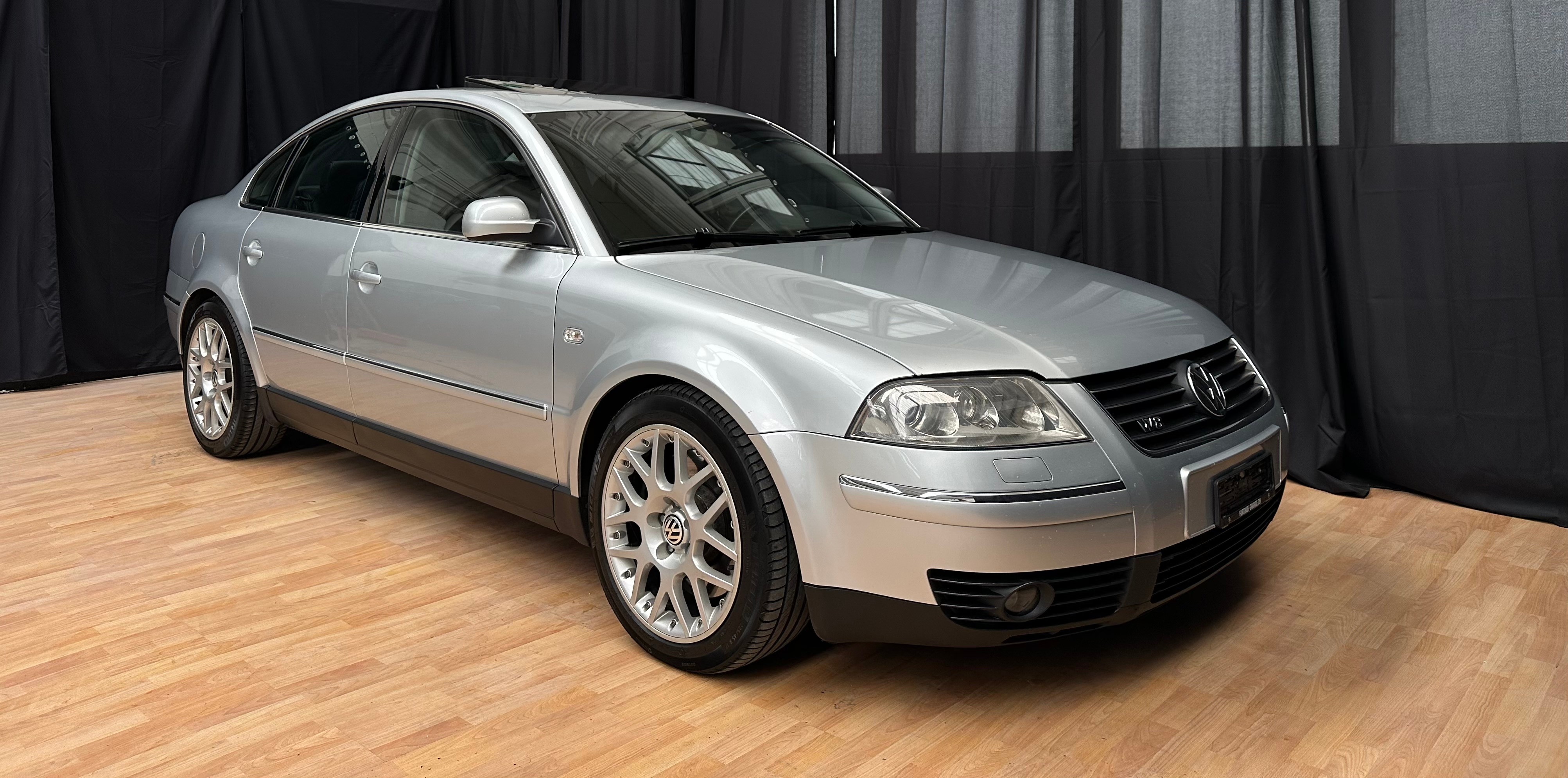 VW Passat 4.0 W8 4Motion Highline