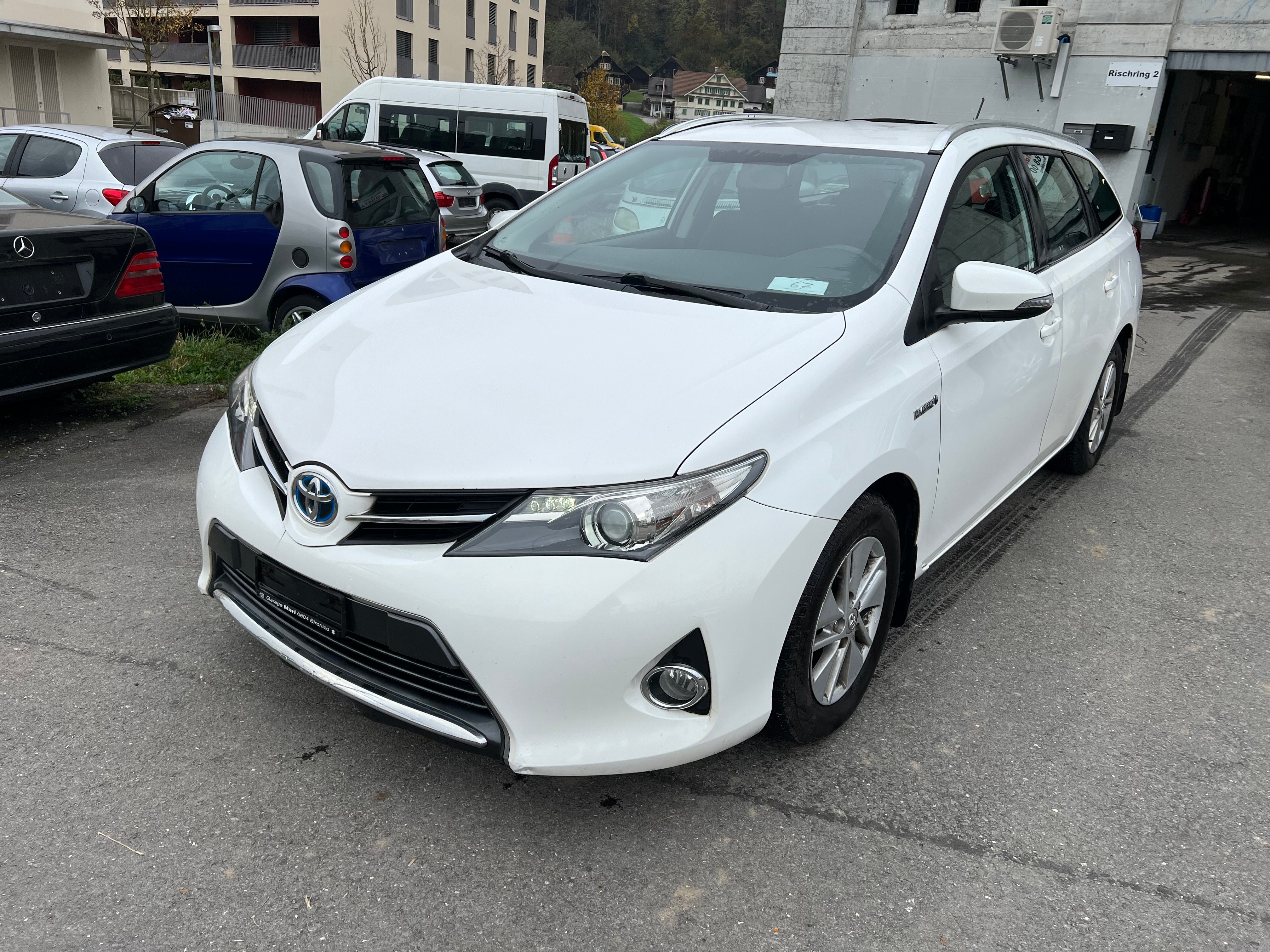 TOYOTA Auris Touring Sports 1.8 16V HSD Linea Luna