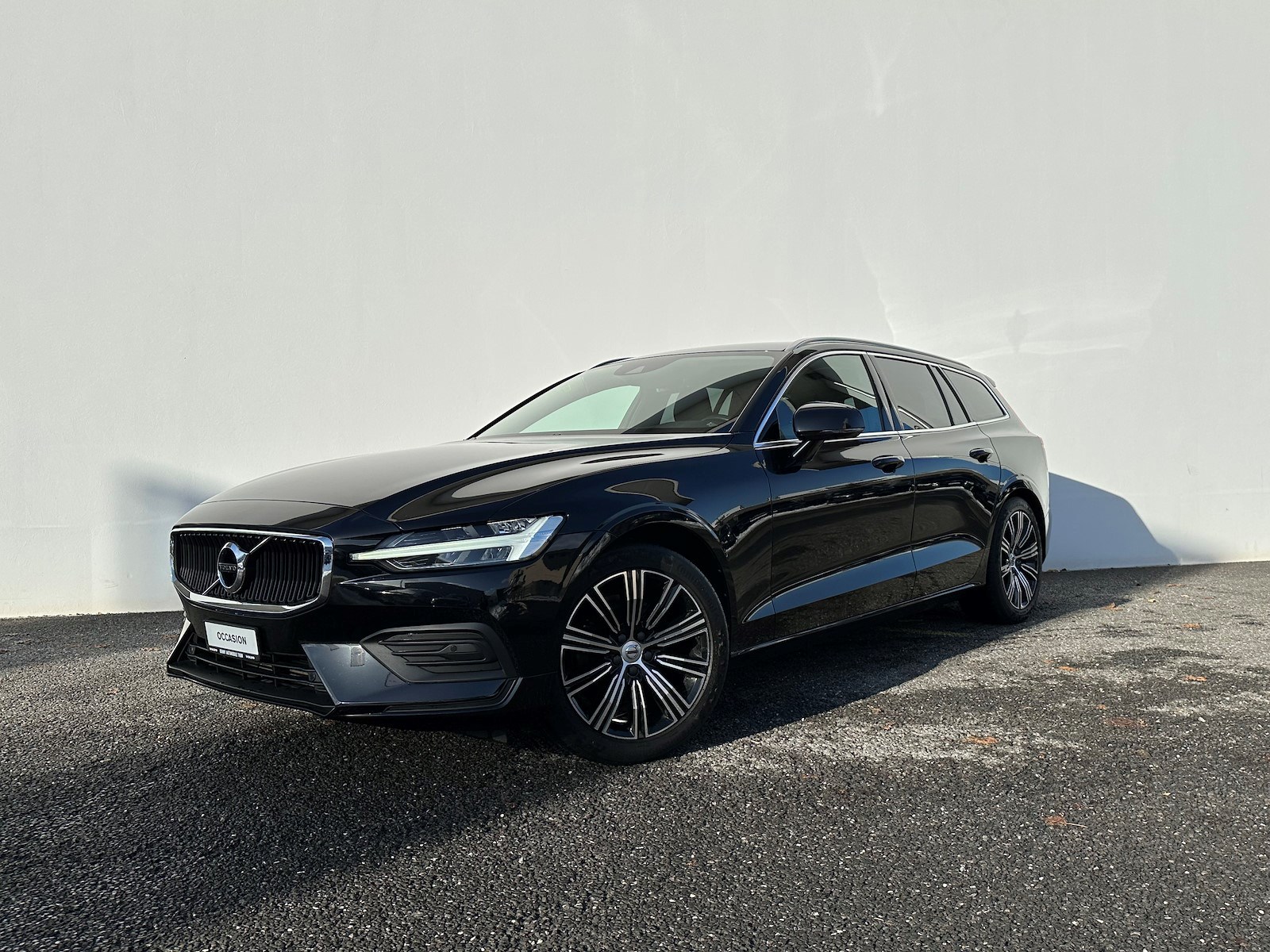 VOLVO V60 2.0 D4 Momentum AWD