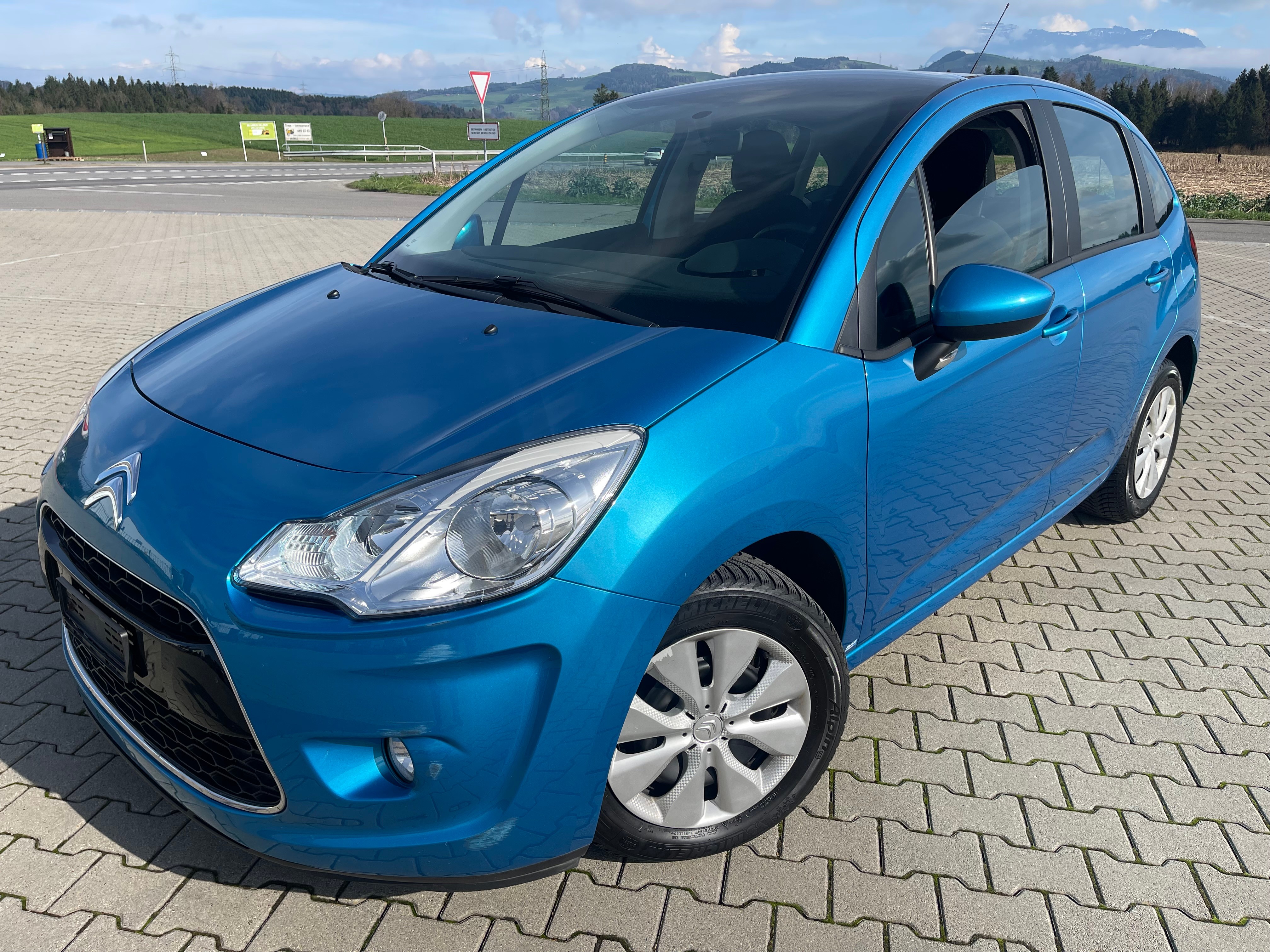 CITROEN C3 1.4i 16V Exclusive