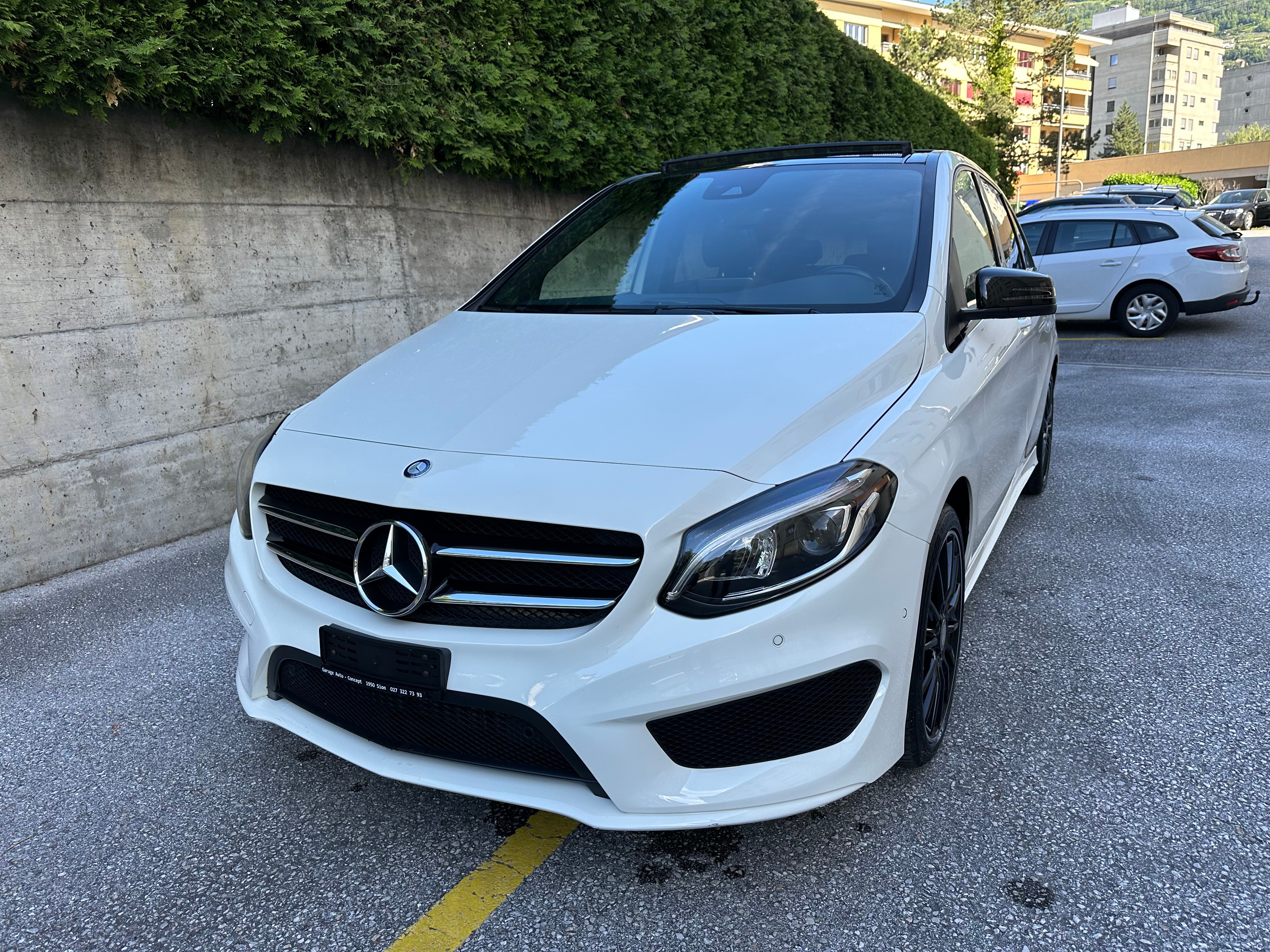 MERCEDES-BENZ B 220 AMG Line 4Matic 7G-DCT