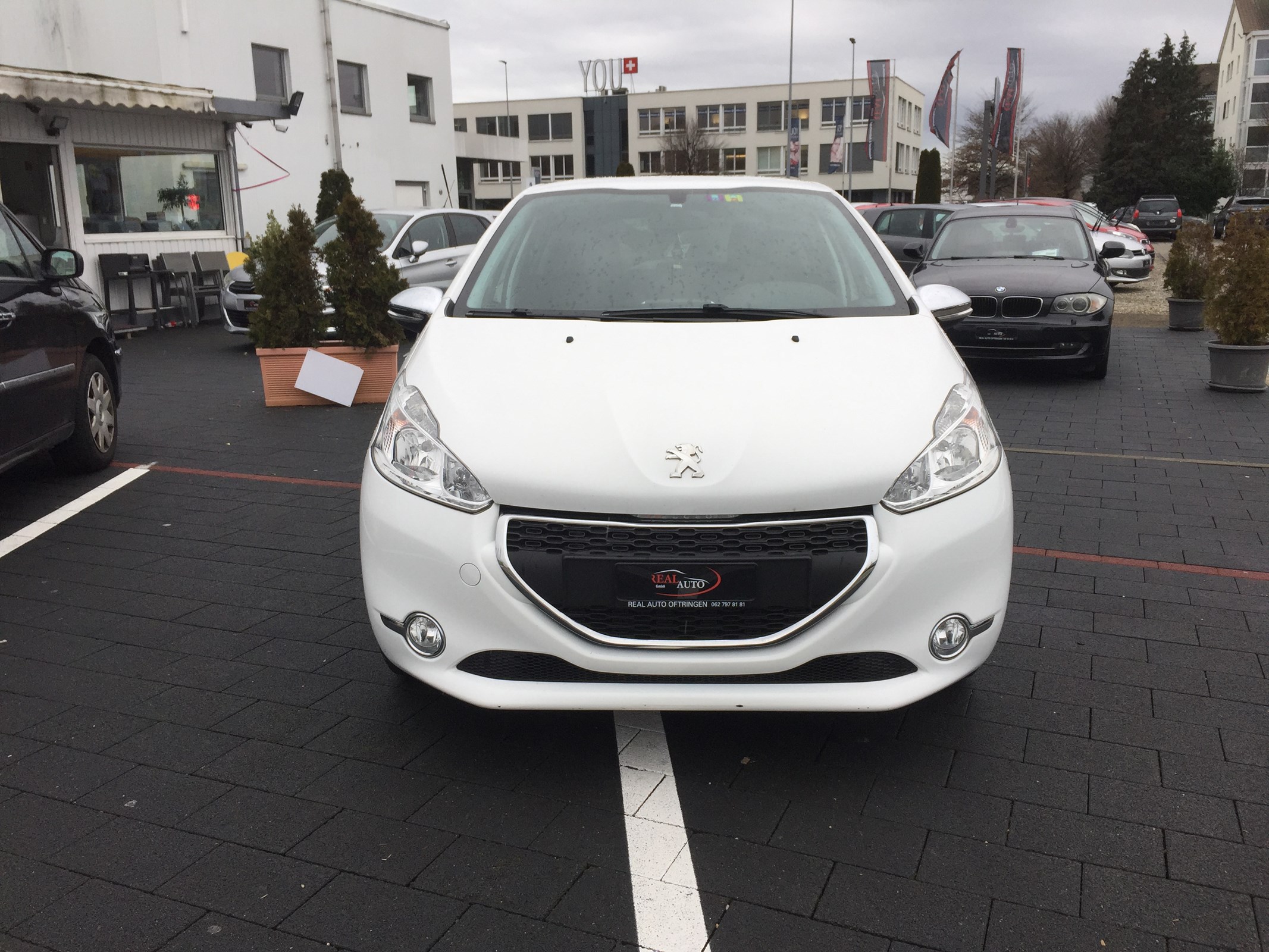 PEUGEOT 208 1.2 VTI Style