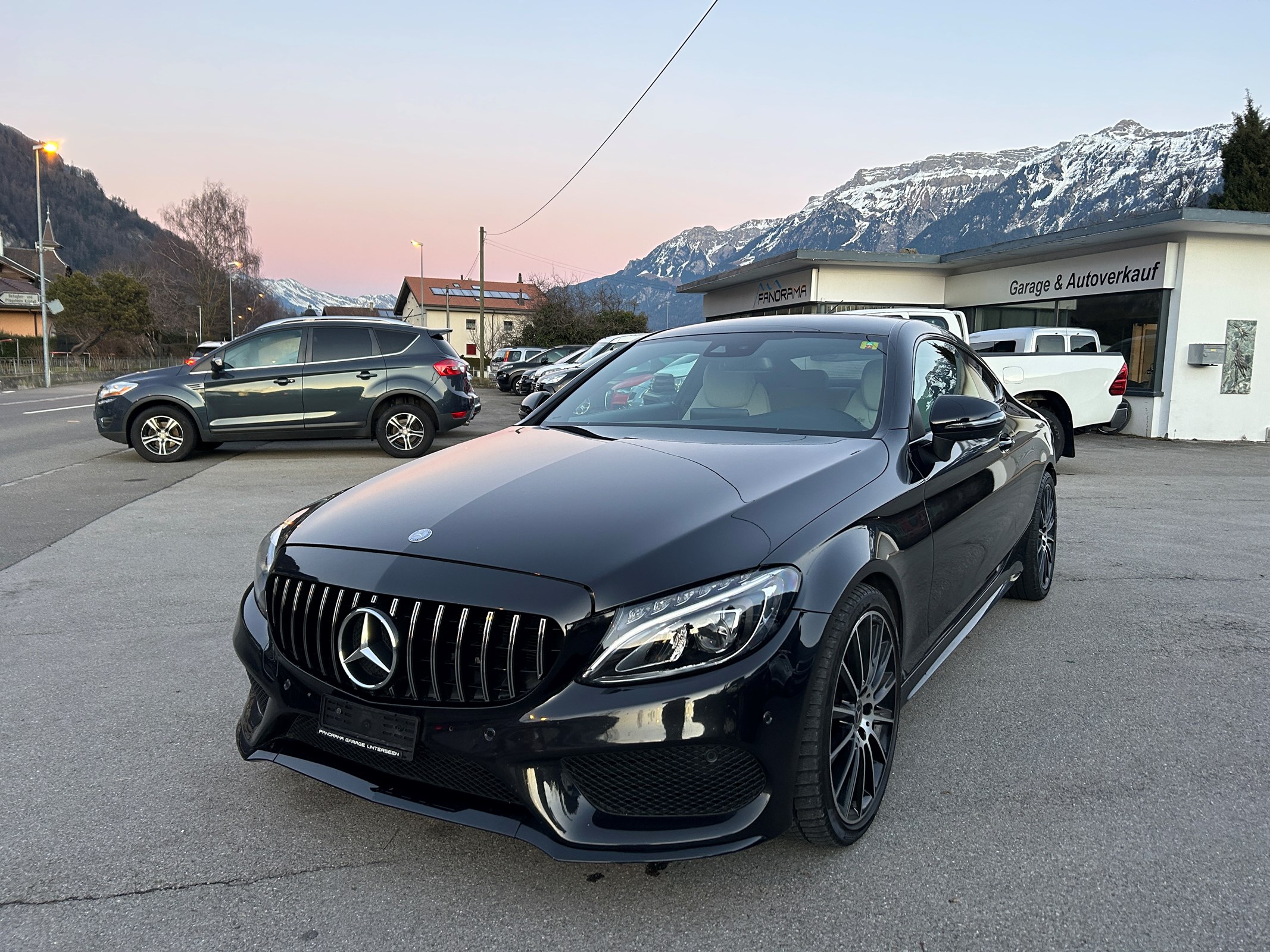 MERCEDES-BENZ C 300 Coupé AMG Line 9G-tronic