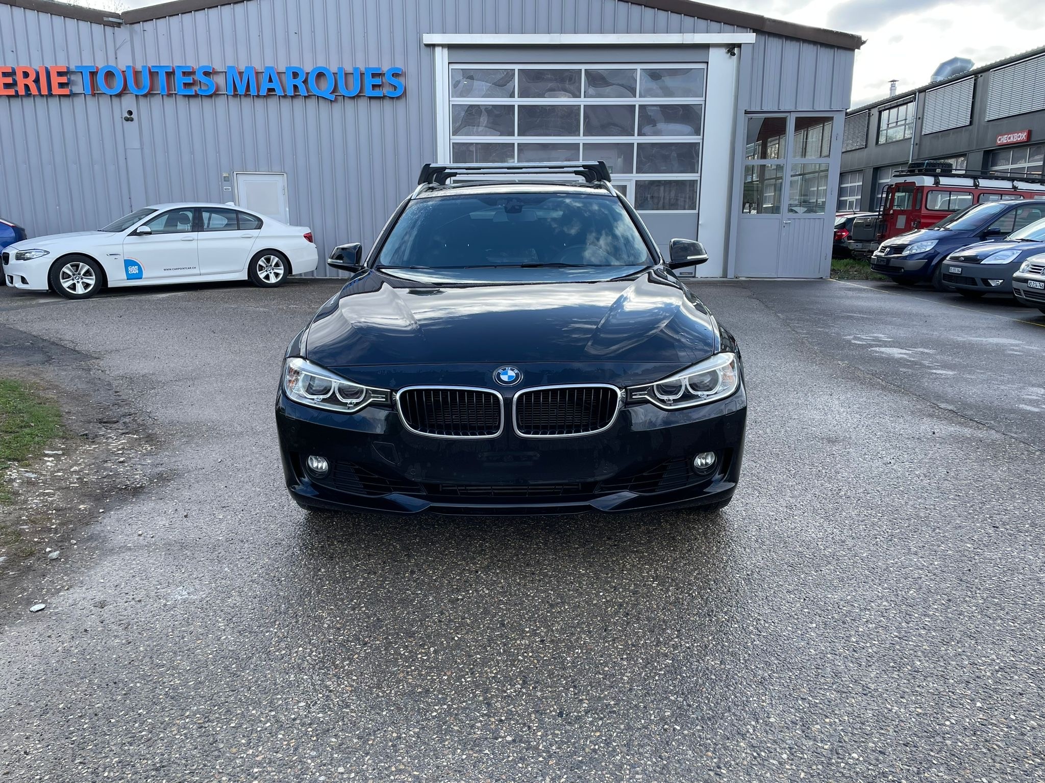 BMW 320i xDrive Touring Modern Line Steptronic