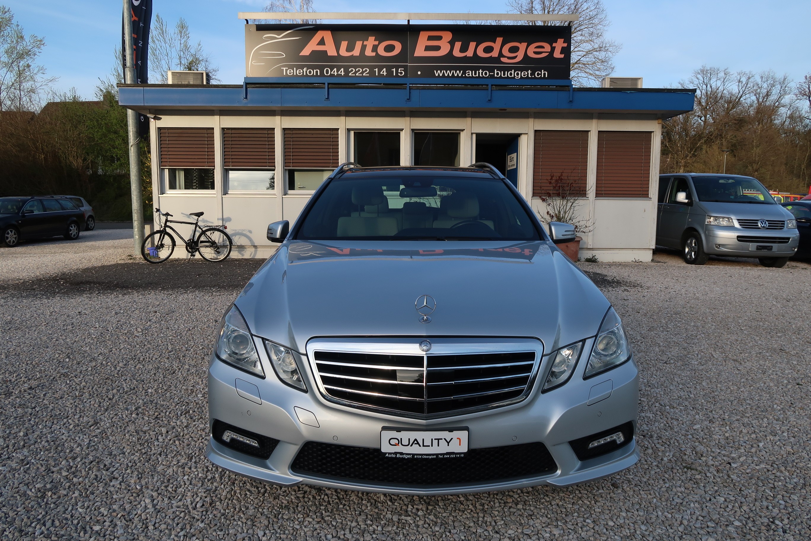 MERCEDES-BENZ E 350 Avantgarde 4Matic 7G-Tronic