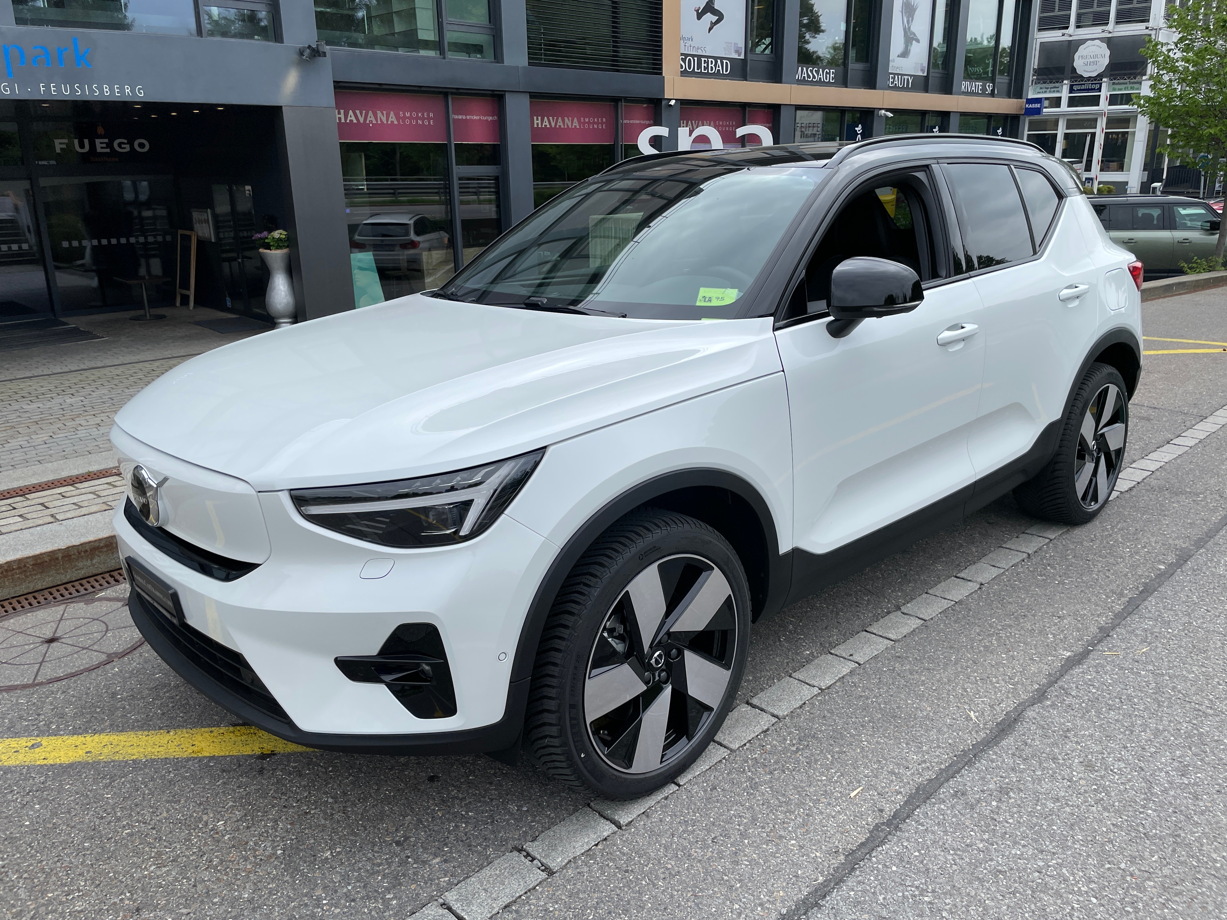 VOLVO XC40 Recharge P8 Twin AWD Pure Electric Ultimate