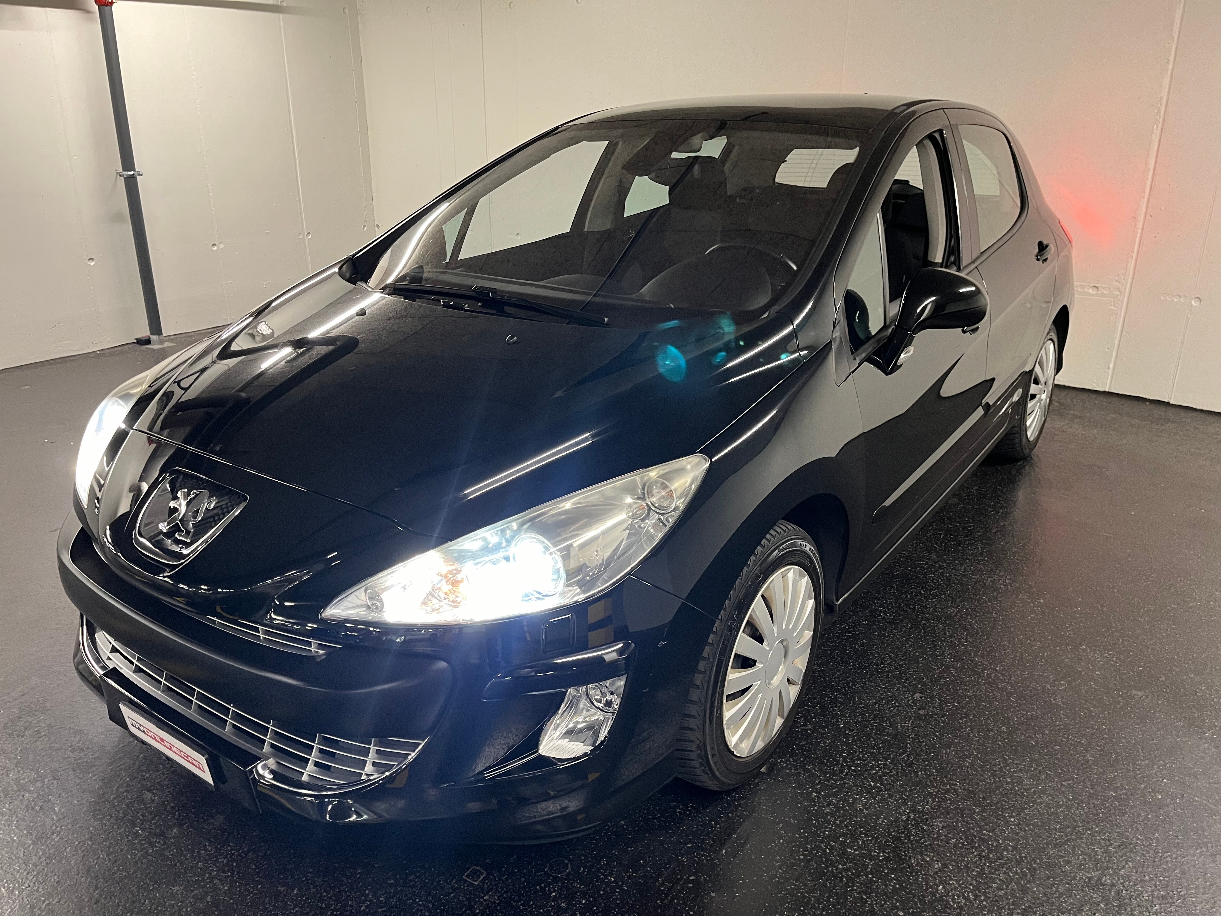 PEUGEOT 308 1.6 16V T Sport Pack