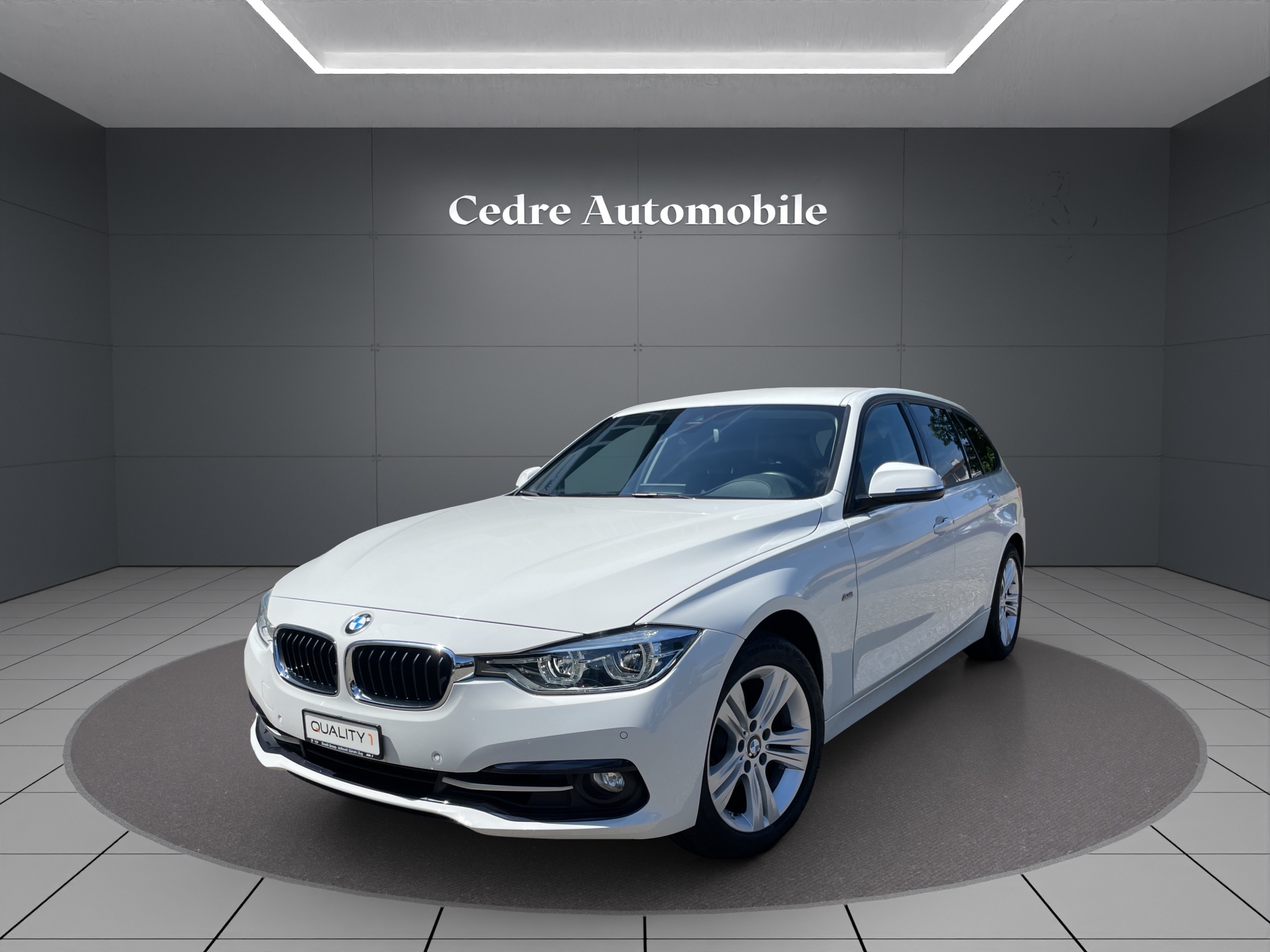 BMW 320i xDrive Touring Sport Line Steptronic