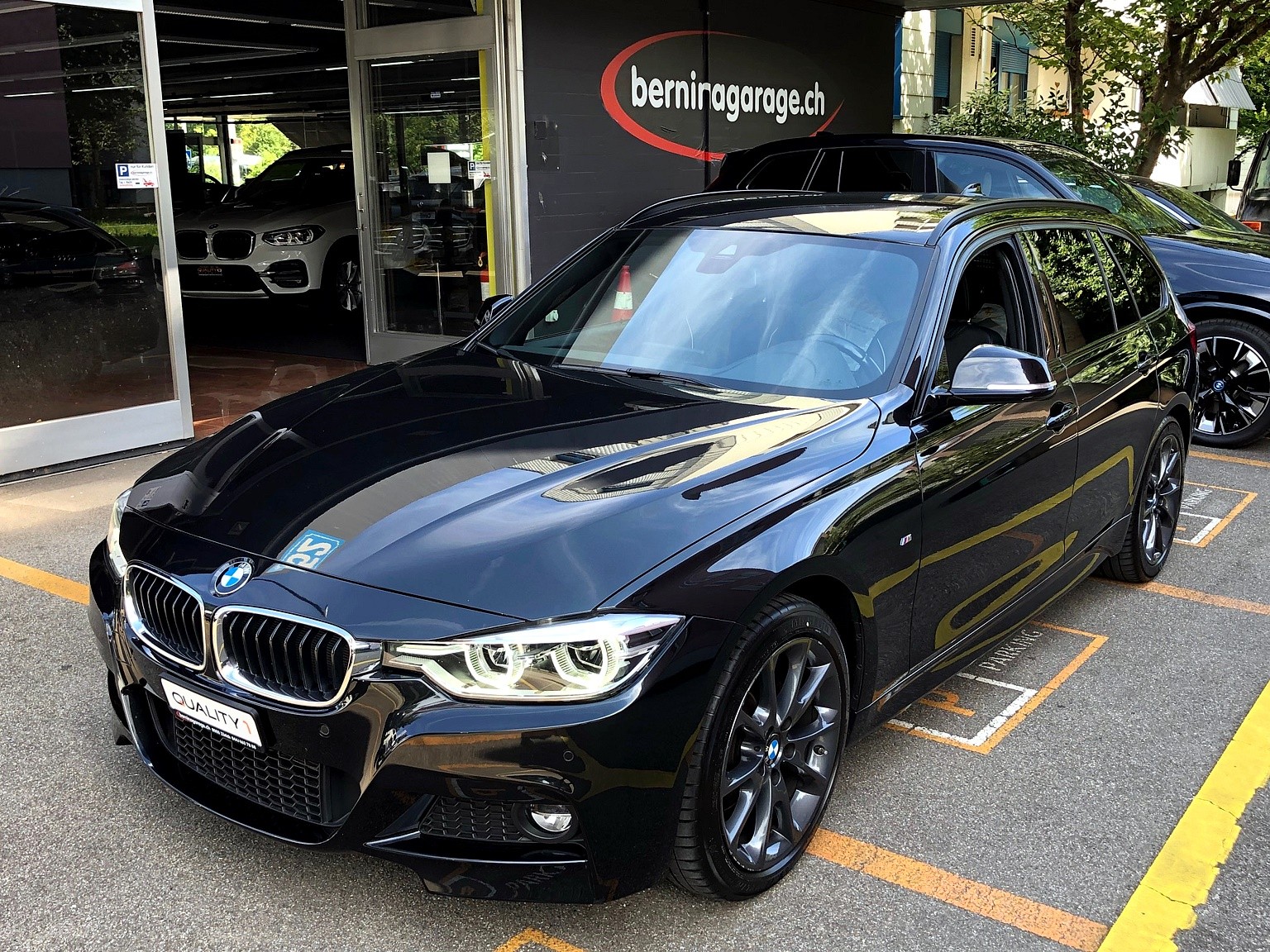 BMW 330i xDrive Touring M Sport SAG