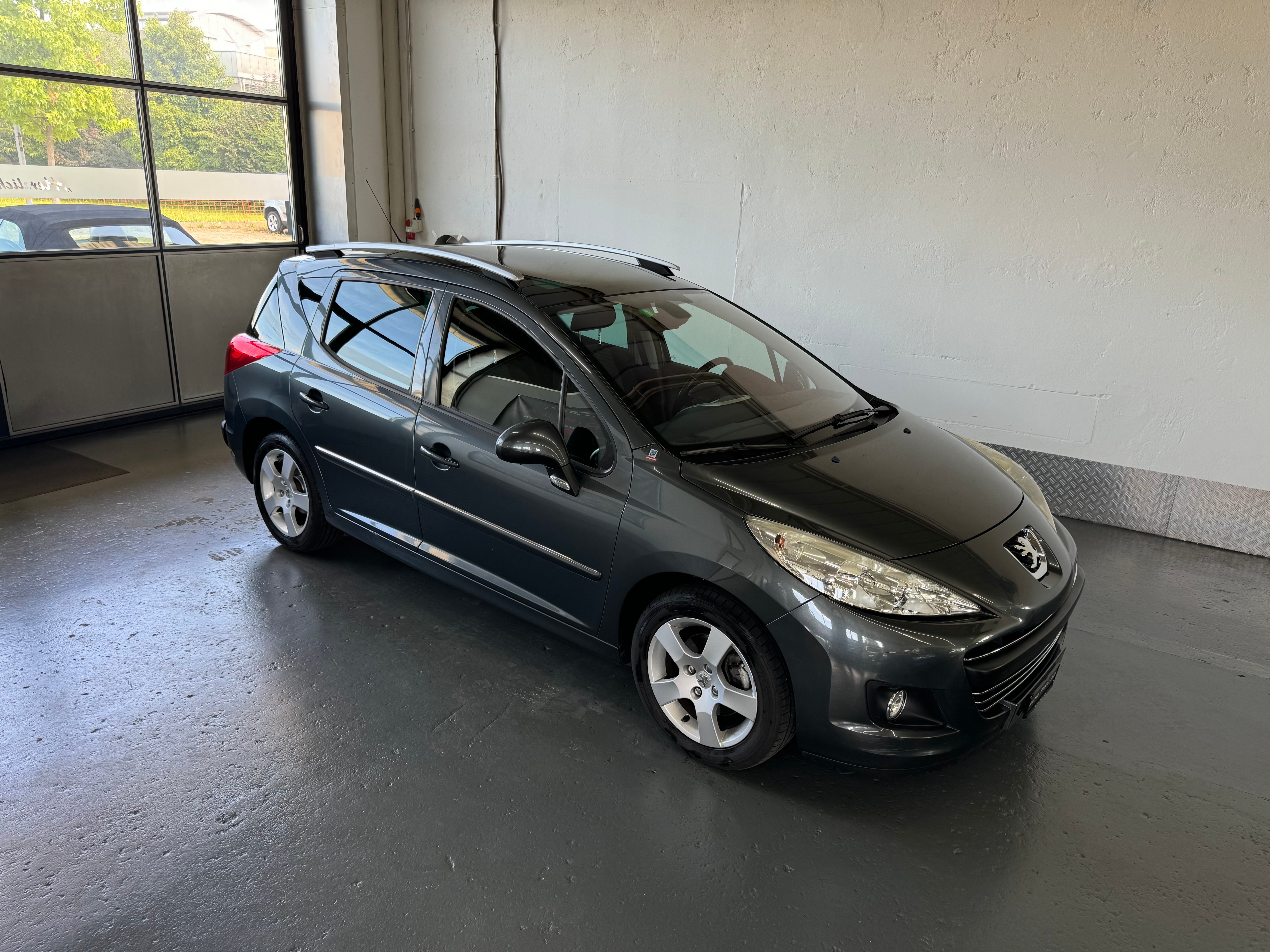 PEUGEOT 207 SW 1.6 16V Sport Automatic