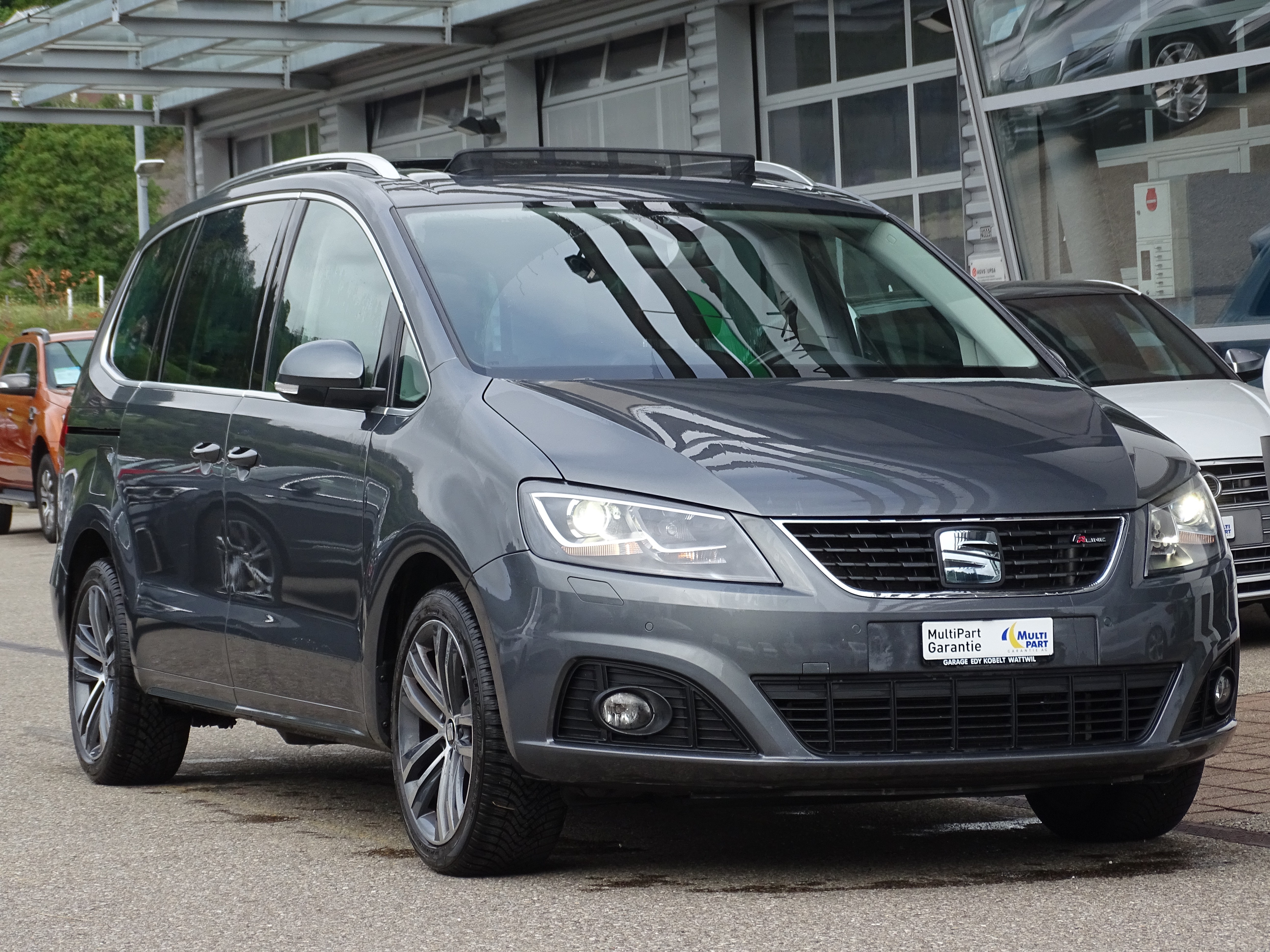 SEAT Alhambra 1.4 TSI DSG Hola FR**7-Plätzer**AHK**Panorama**