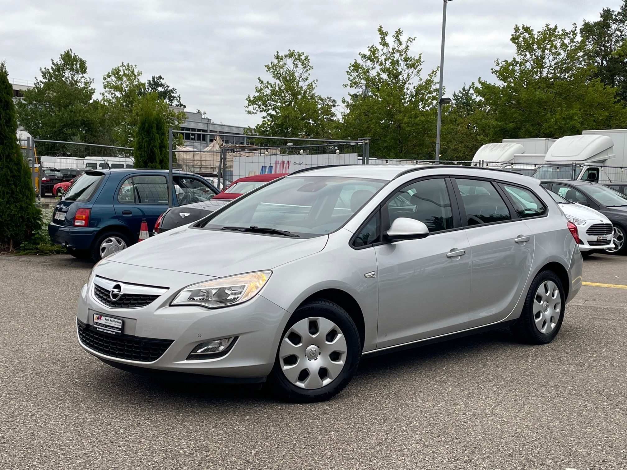 OPEL Astra SportsTourer 1.4i 16V Turbo Enjoy Frisch ab MFK