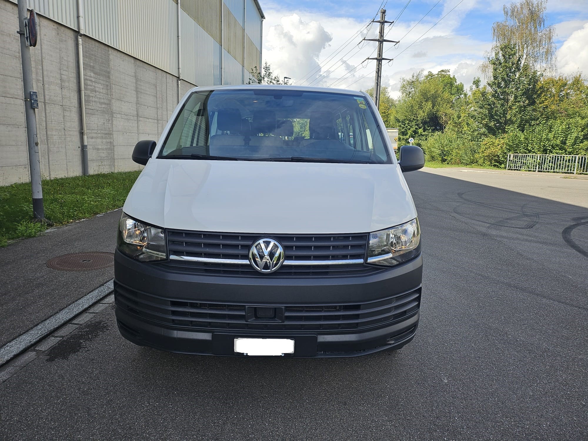 VW T6 2.0 TDI DSG 9 sitze kleine parkschaden petits dégats de parc