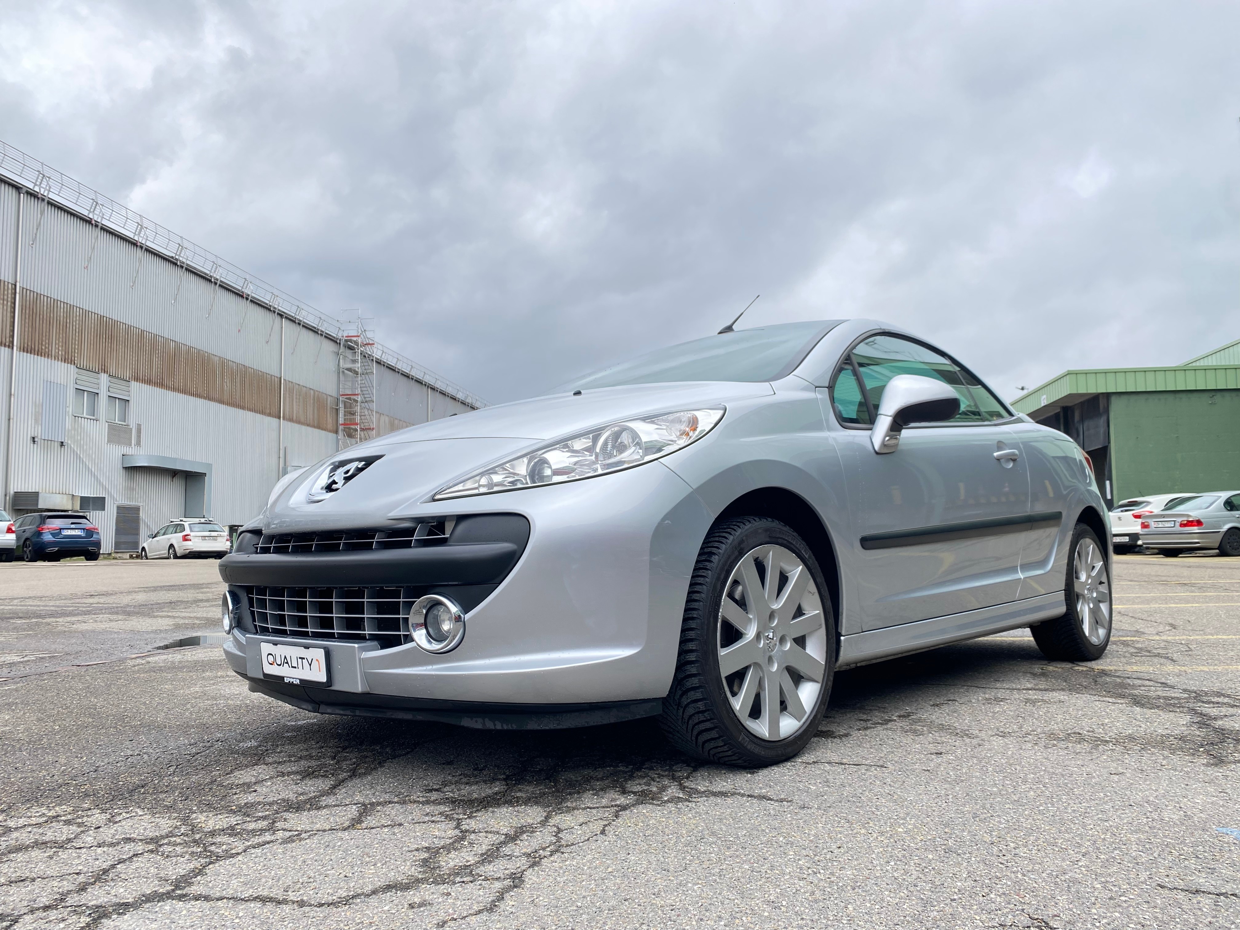 PEUGEOT 207 CC 1.6 16V Sport