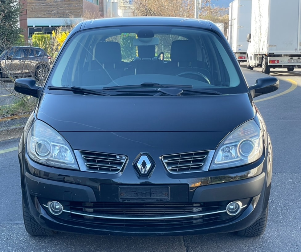 RENAULT Grand Scénic 2.0 dCi Privilège Automatic