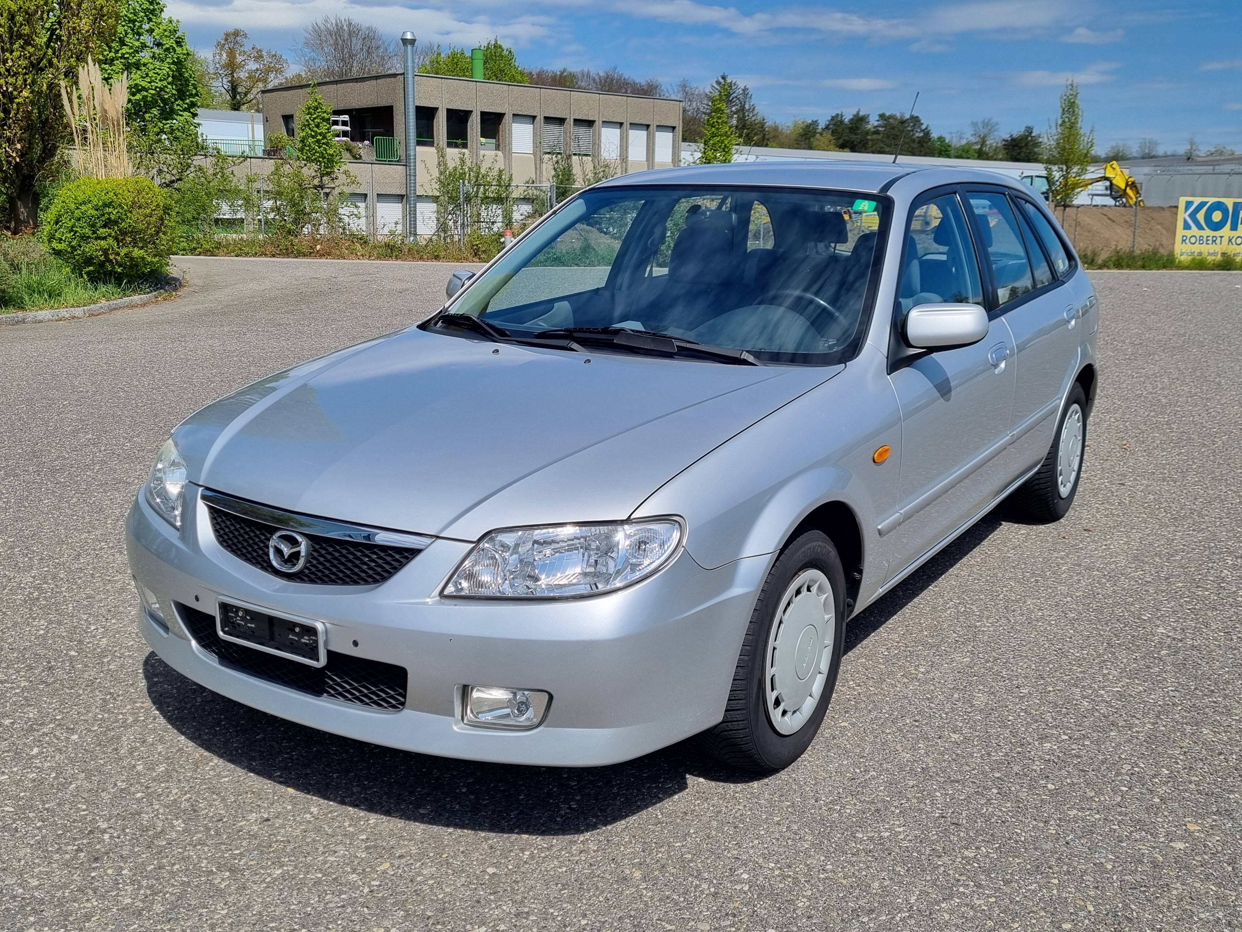 MAZDA 323 F 2.0i-16V