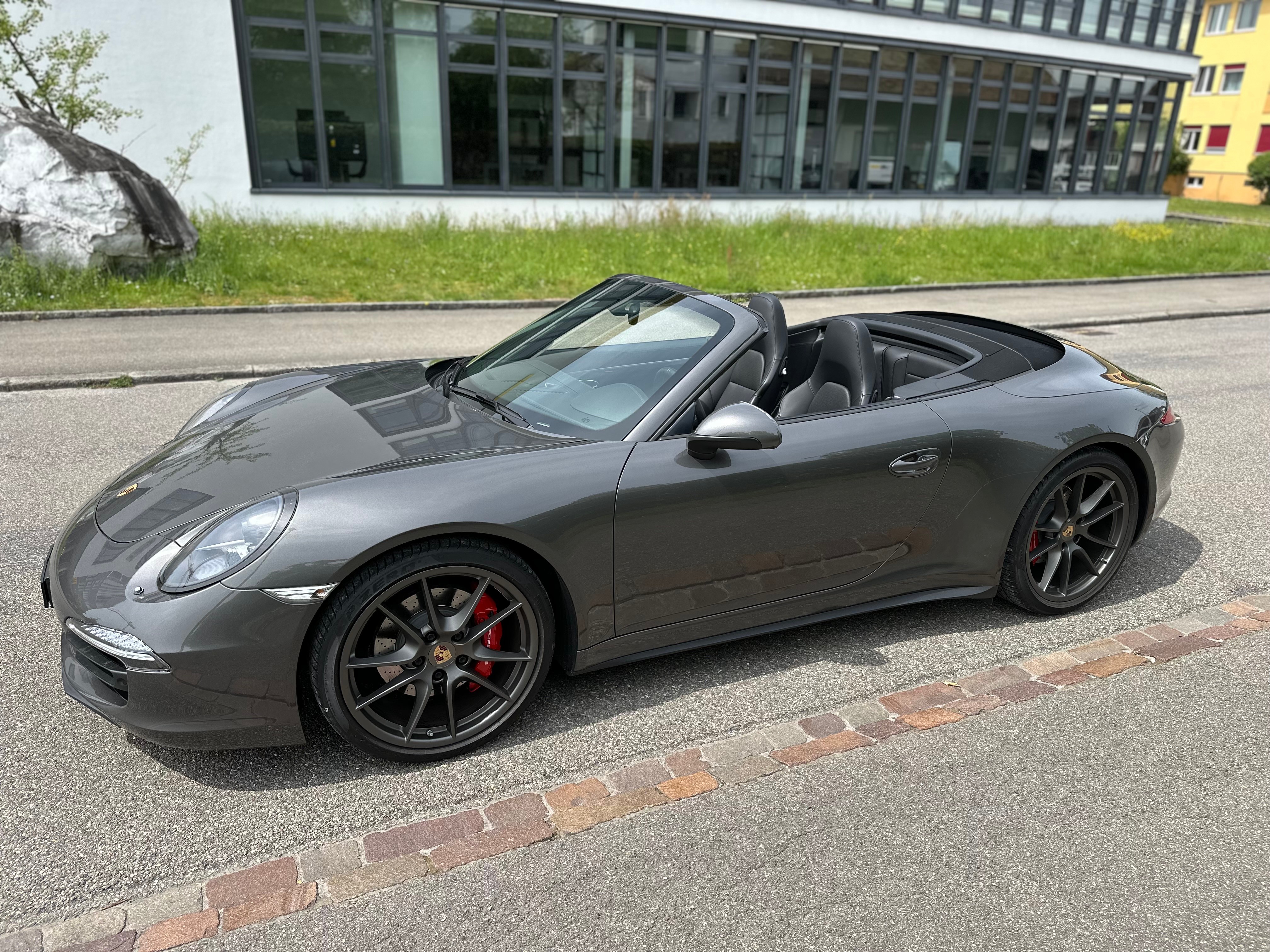 PORSCHE 911 Cabrio Carrera 4S PDK