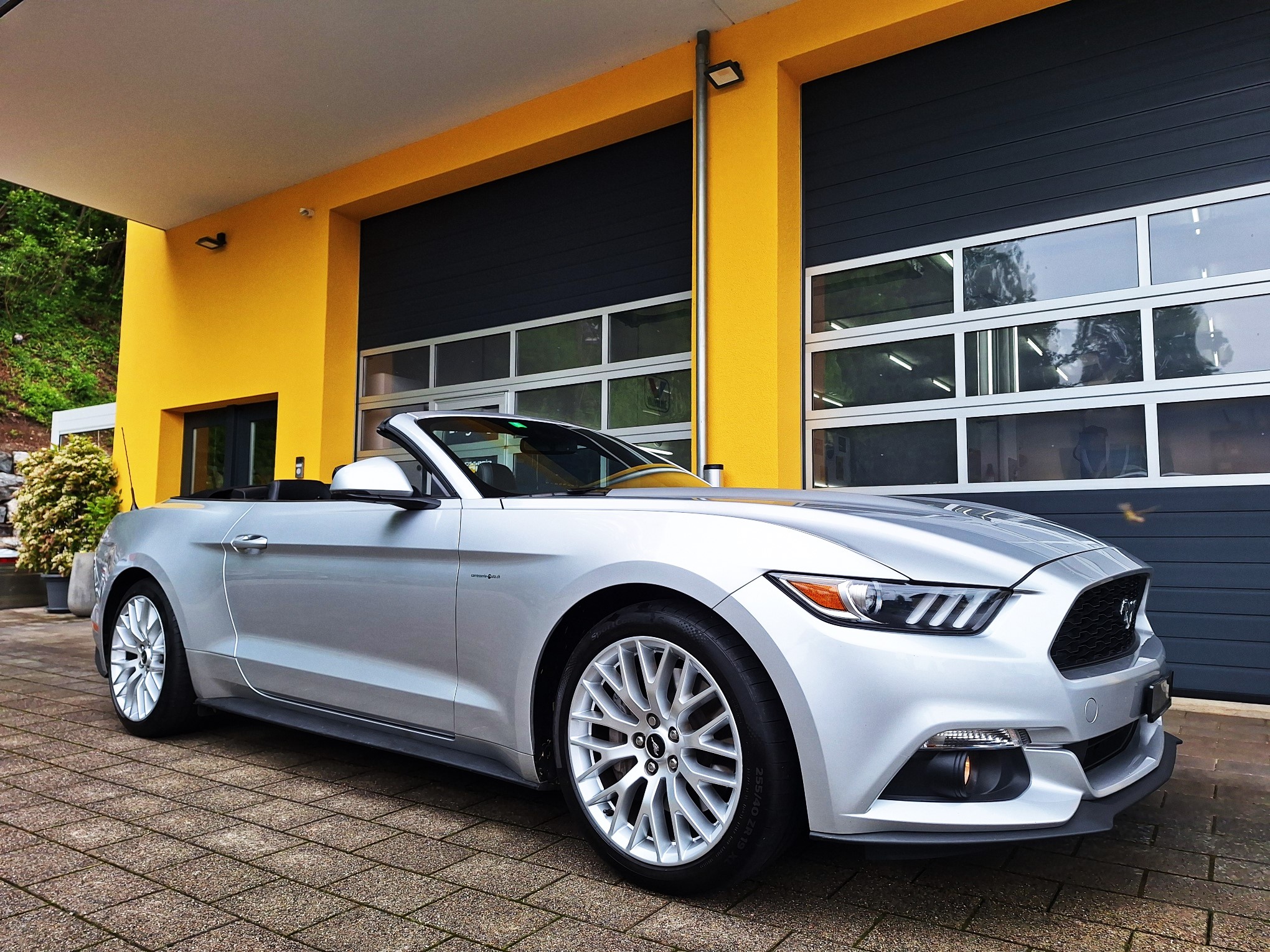 FORD Mustang Convertible 2.3 Automat 