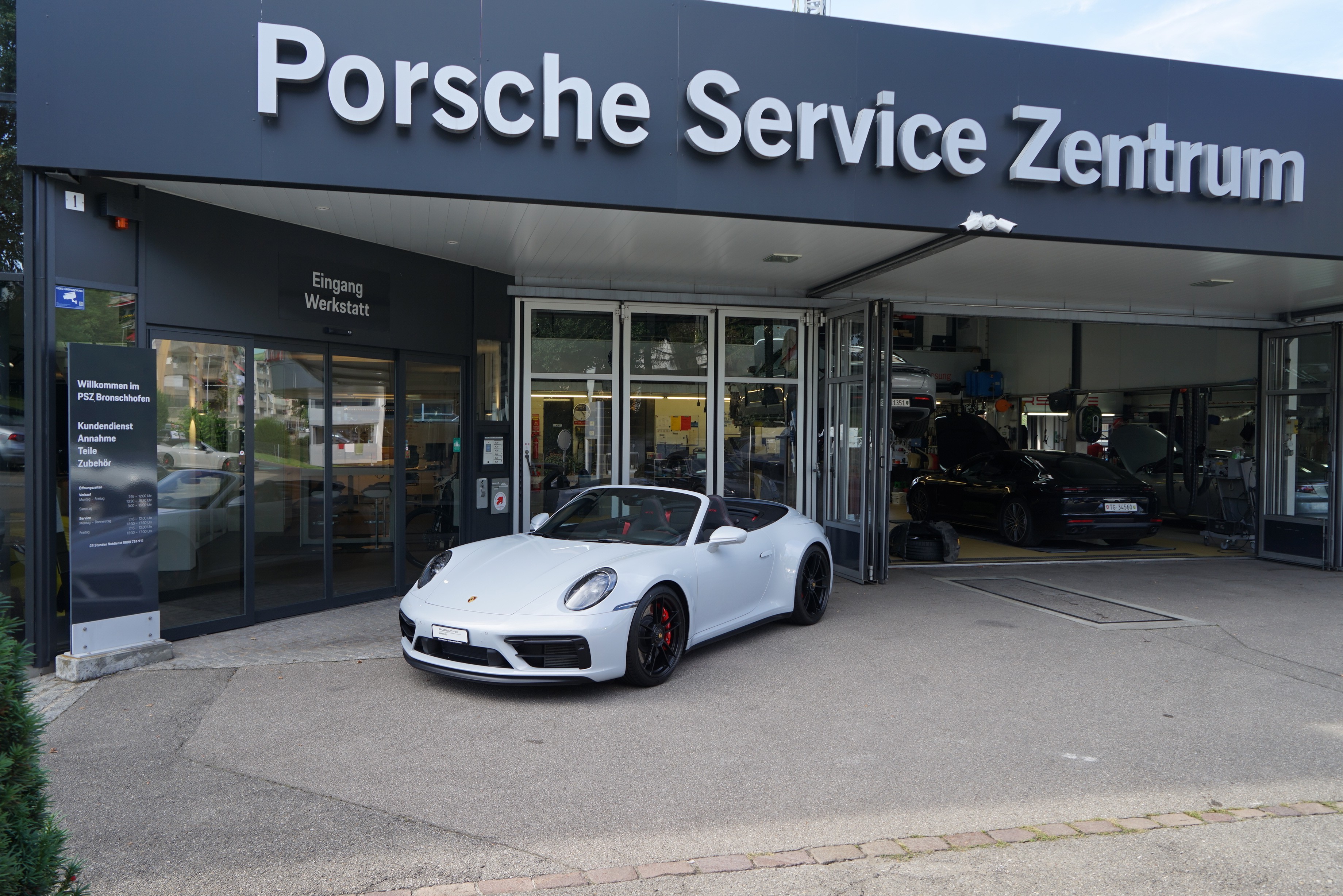 PORSCHE 911 Carrera GTS Cabriolet PDK