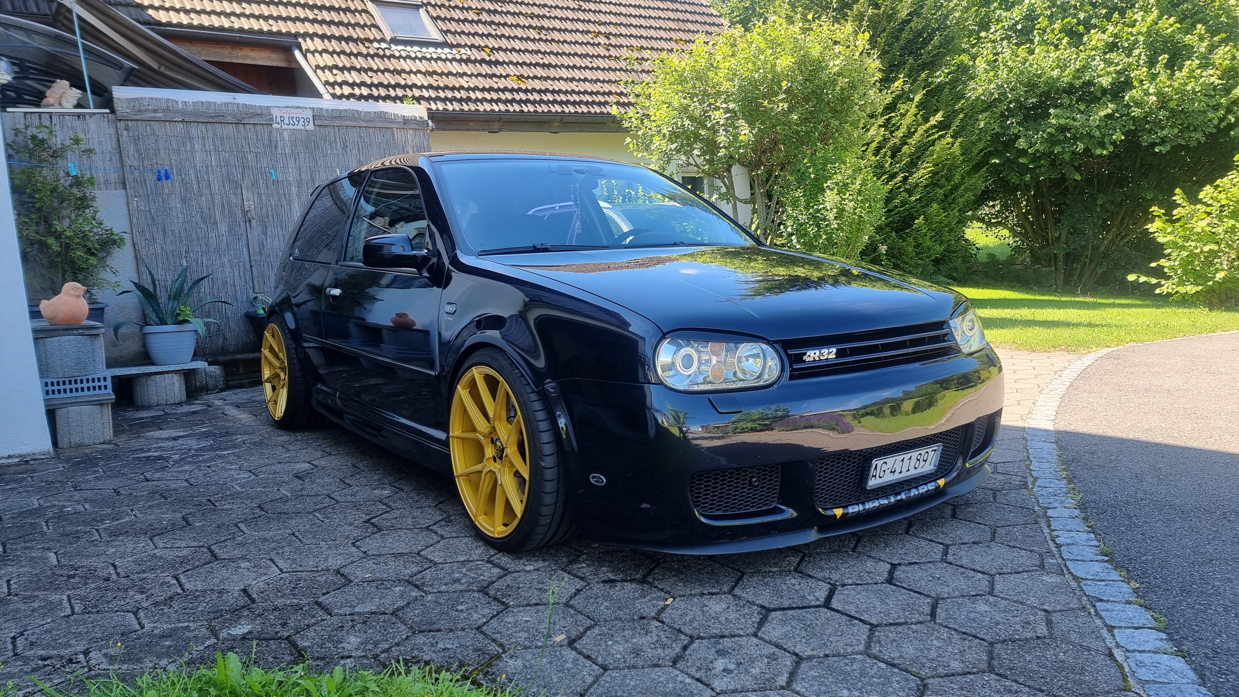 VW Golf R32 4Motion