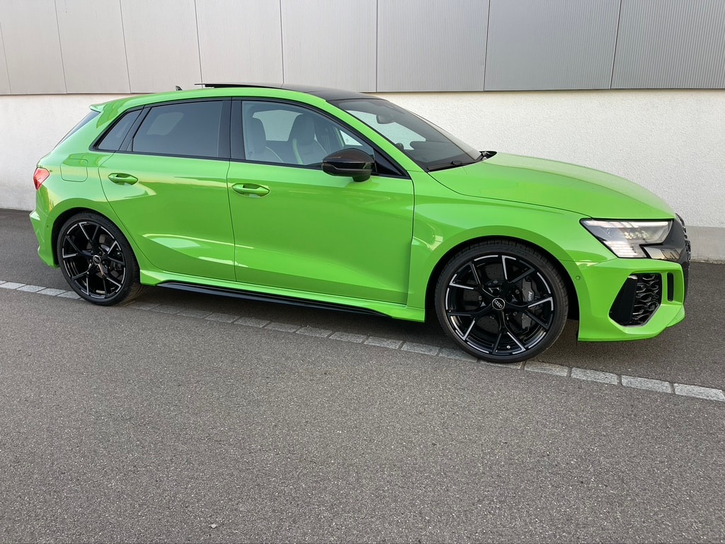 AUDI RS3 Sportback 2.5 TSI qu*Keramik/VOLL*