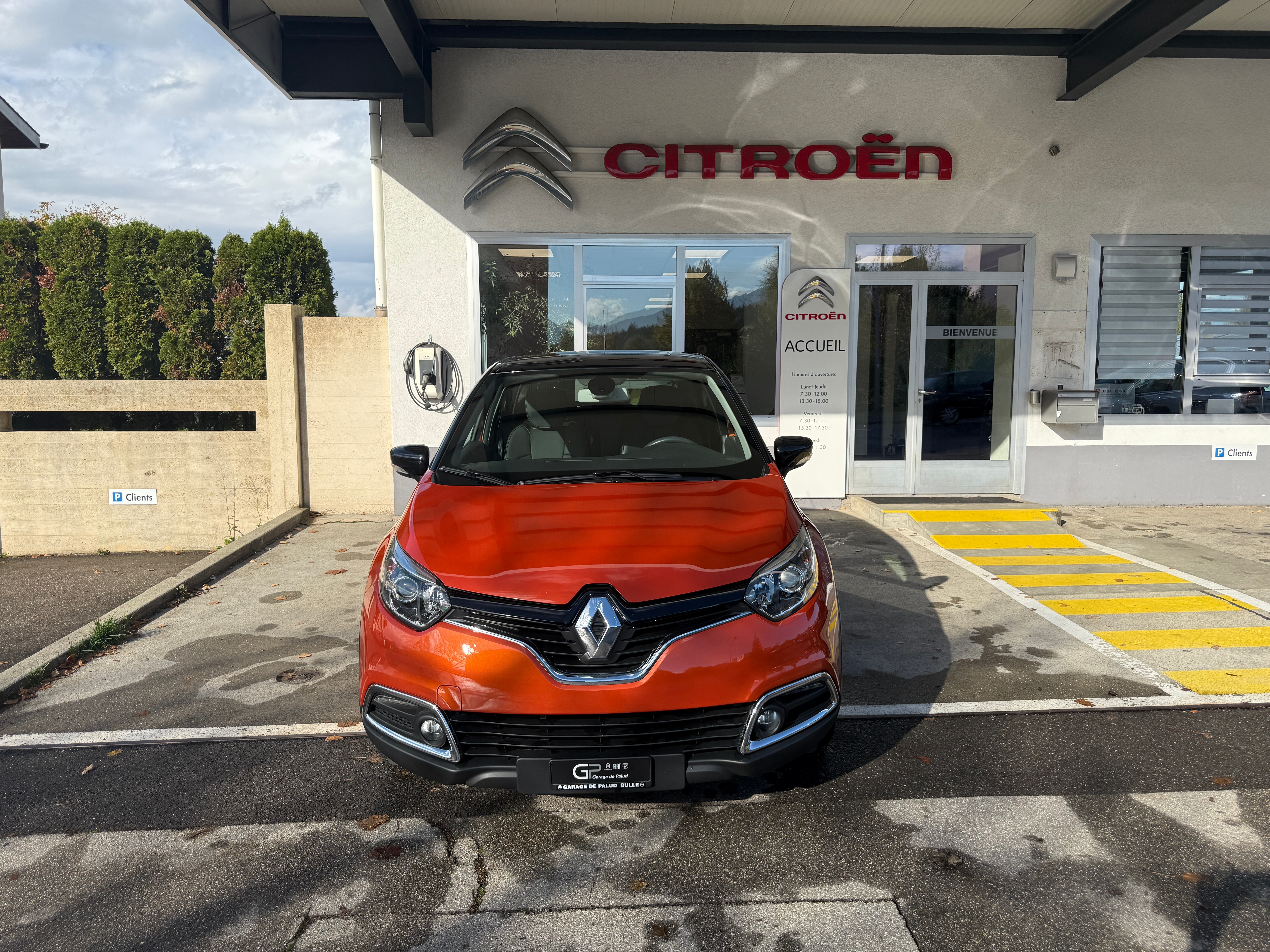 RENAULT Captur 1.2 T 16V Swiss Edition EDC