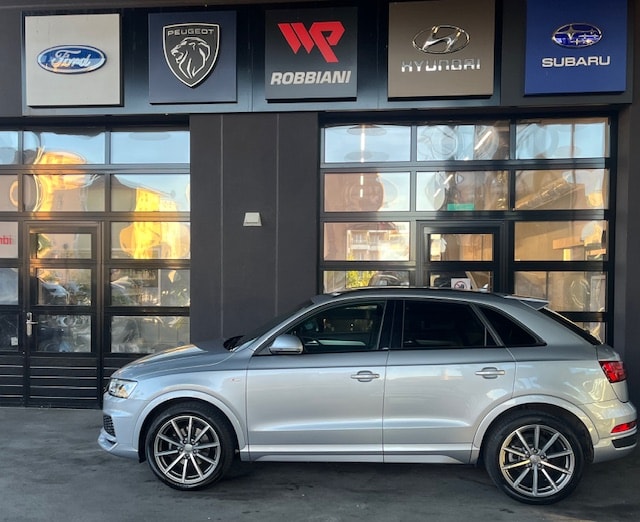 AUDI Q3 2.0 TDI sport quattro S-tronic