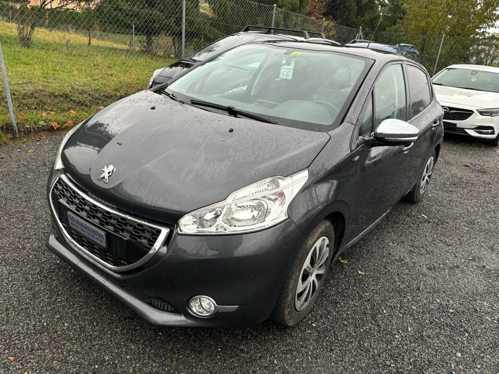 PEUGEOT 208 1.2 VTI Style