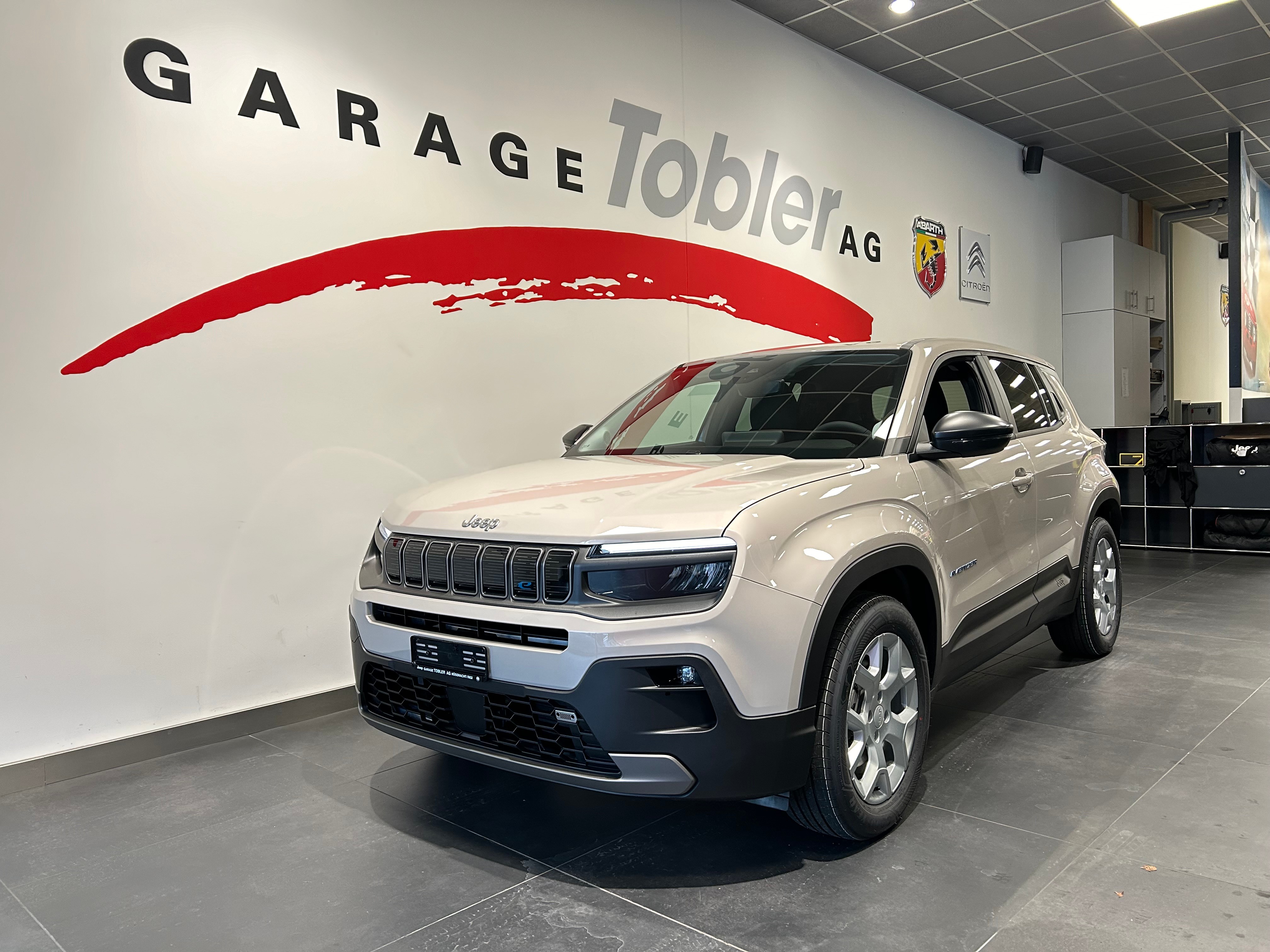 JEEP Avenger 54kWh Longitude Business