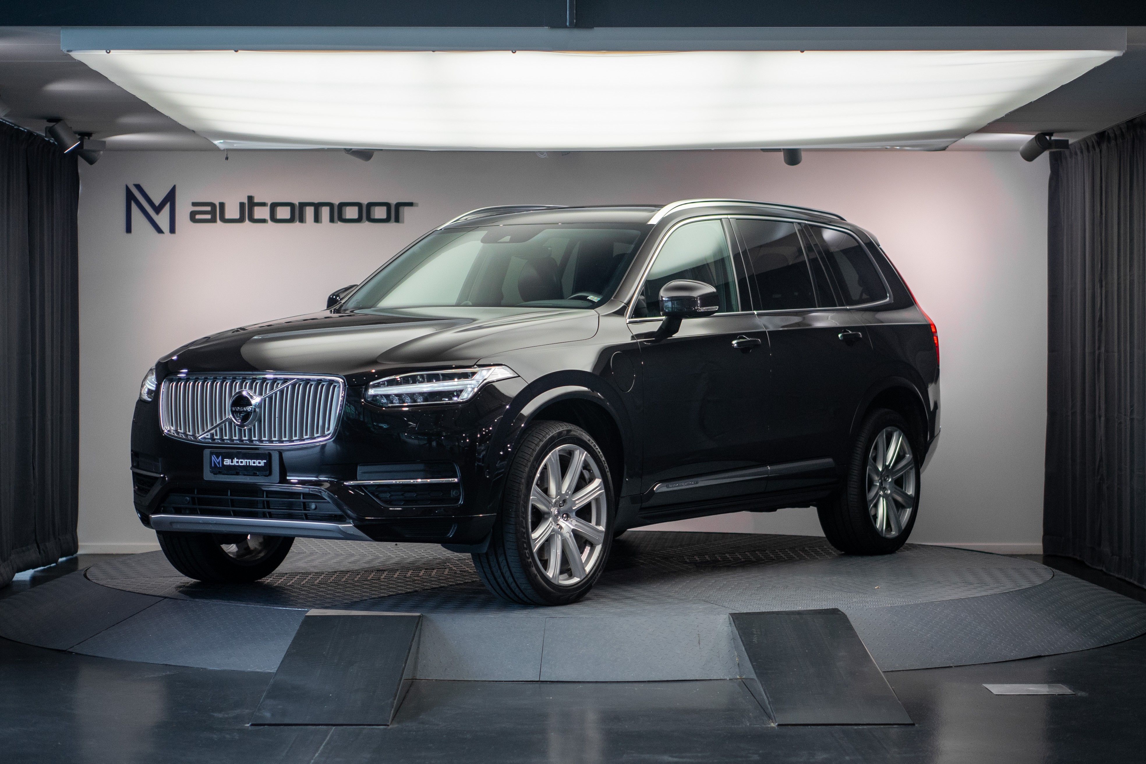 VOLVO XC90 T8 AWD Inscription Geartronic *7 Sitze* *Bowers & Wilkins*