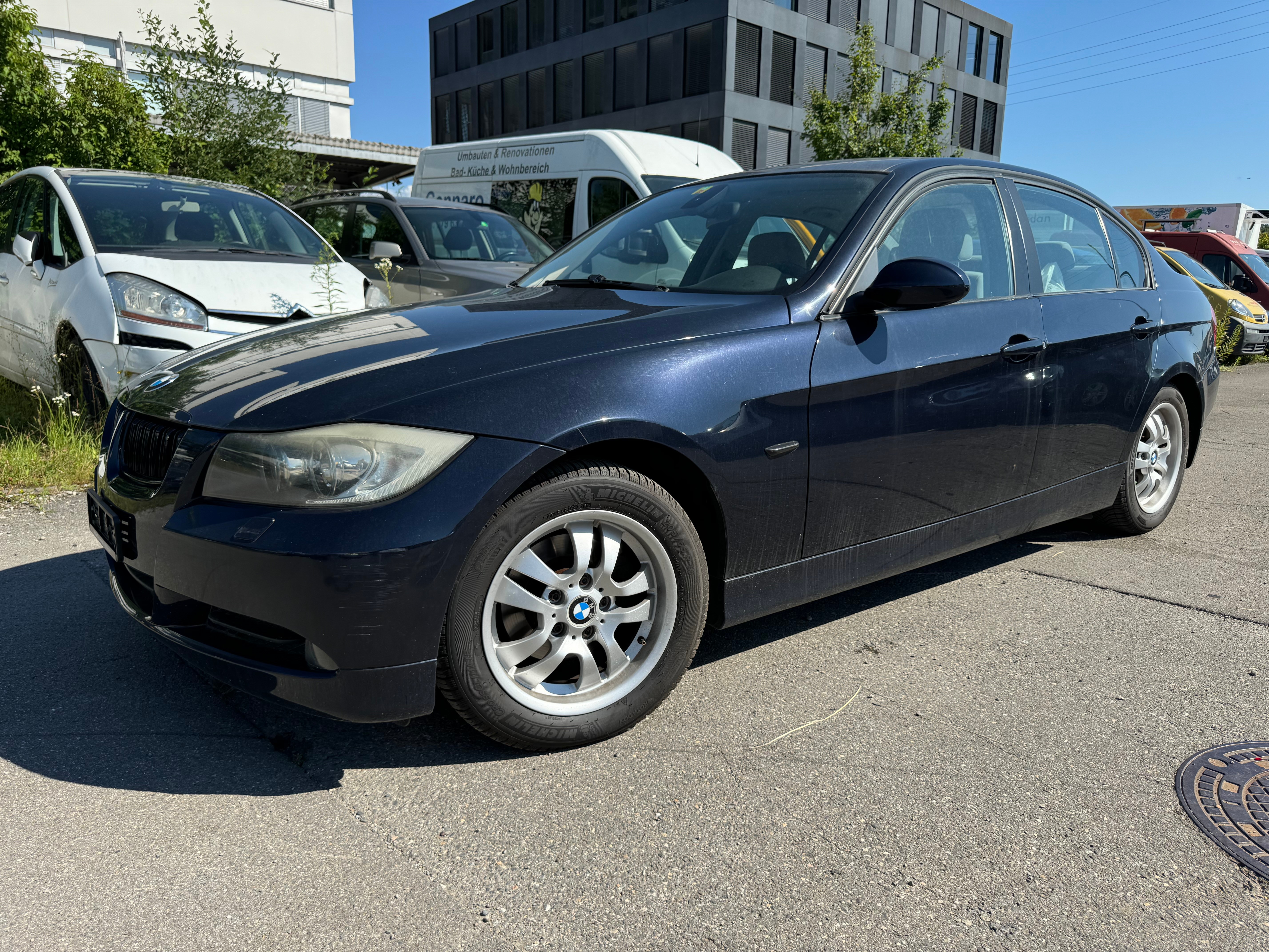 BMW 320i