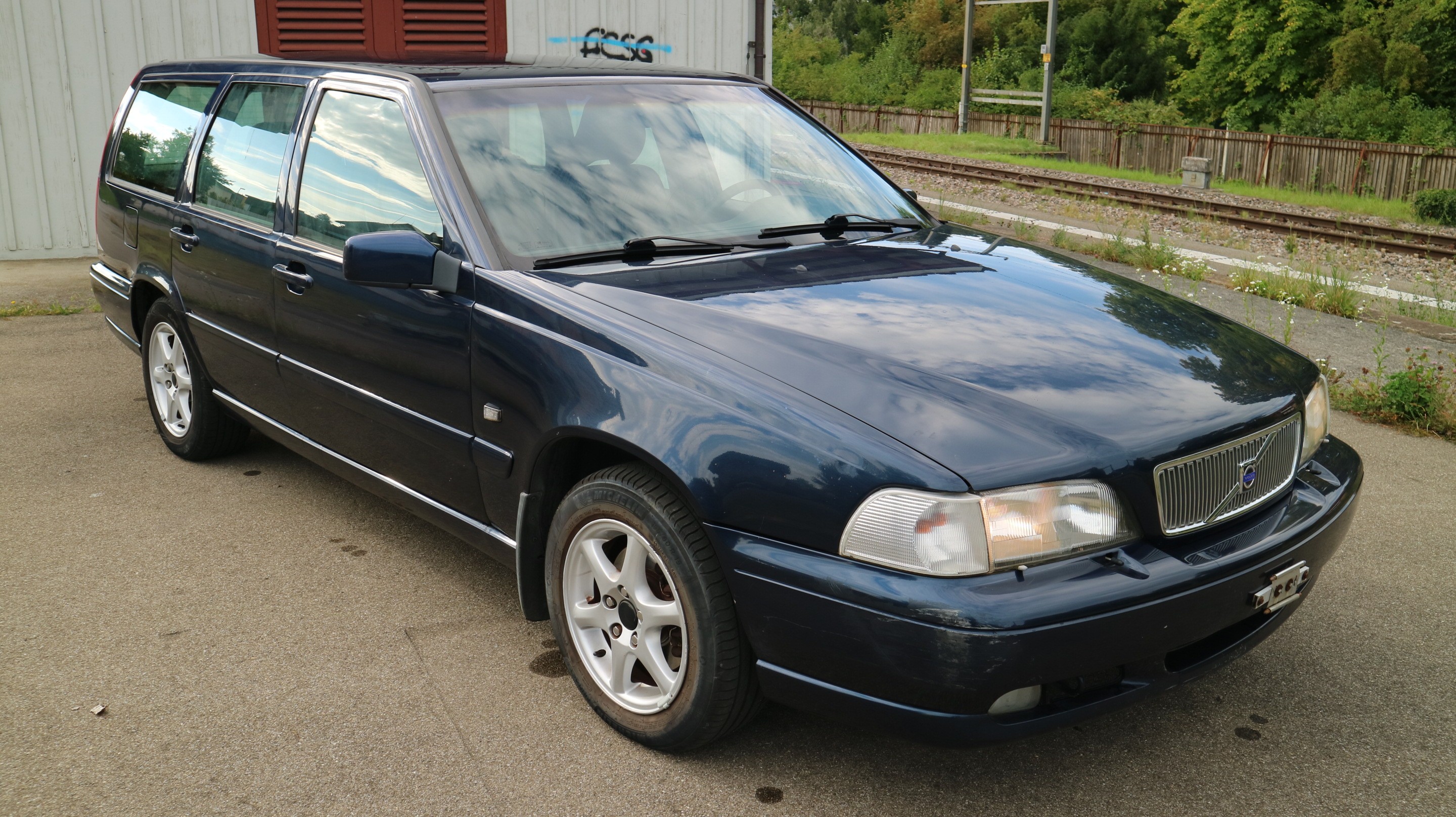 VOLVO V70 2.5 LPT