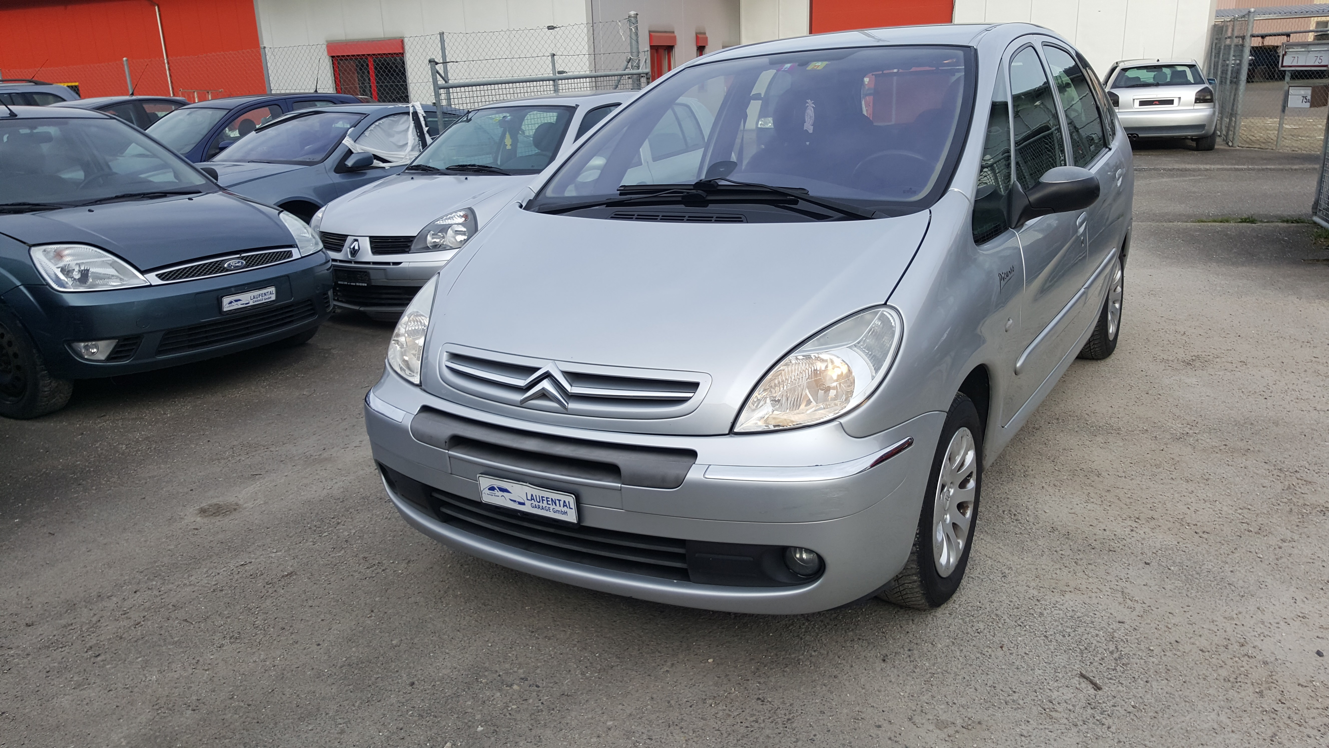 CITROEN Xsara Picasso 2.0i 16V Exclusive Automatic