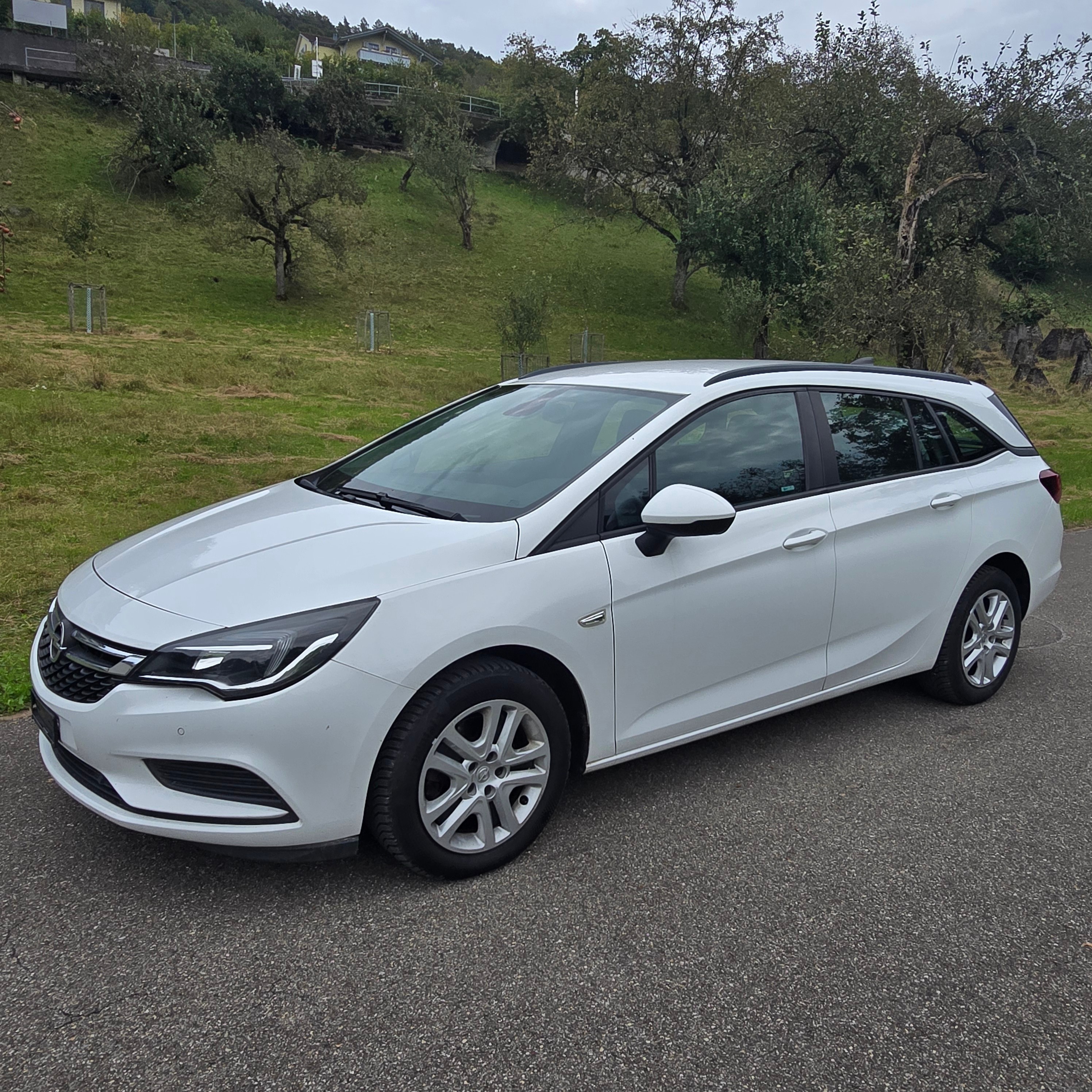 OPEL Astra Sports Tourer 1.6 CDTi ecoF Enjoy Automatic