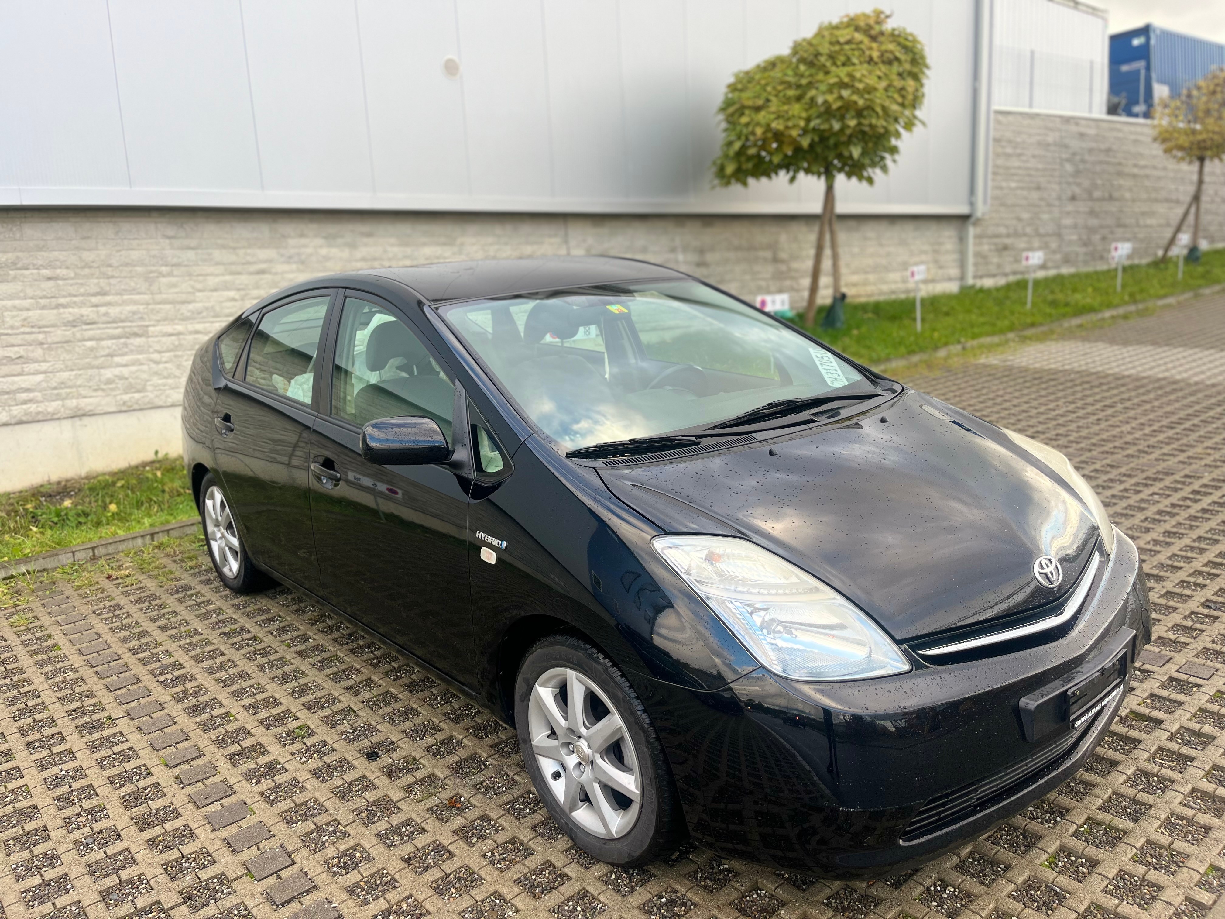 TOYOTA Prius 1.5 16V Hybrid Edition