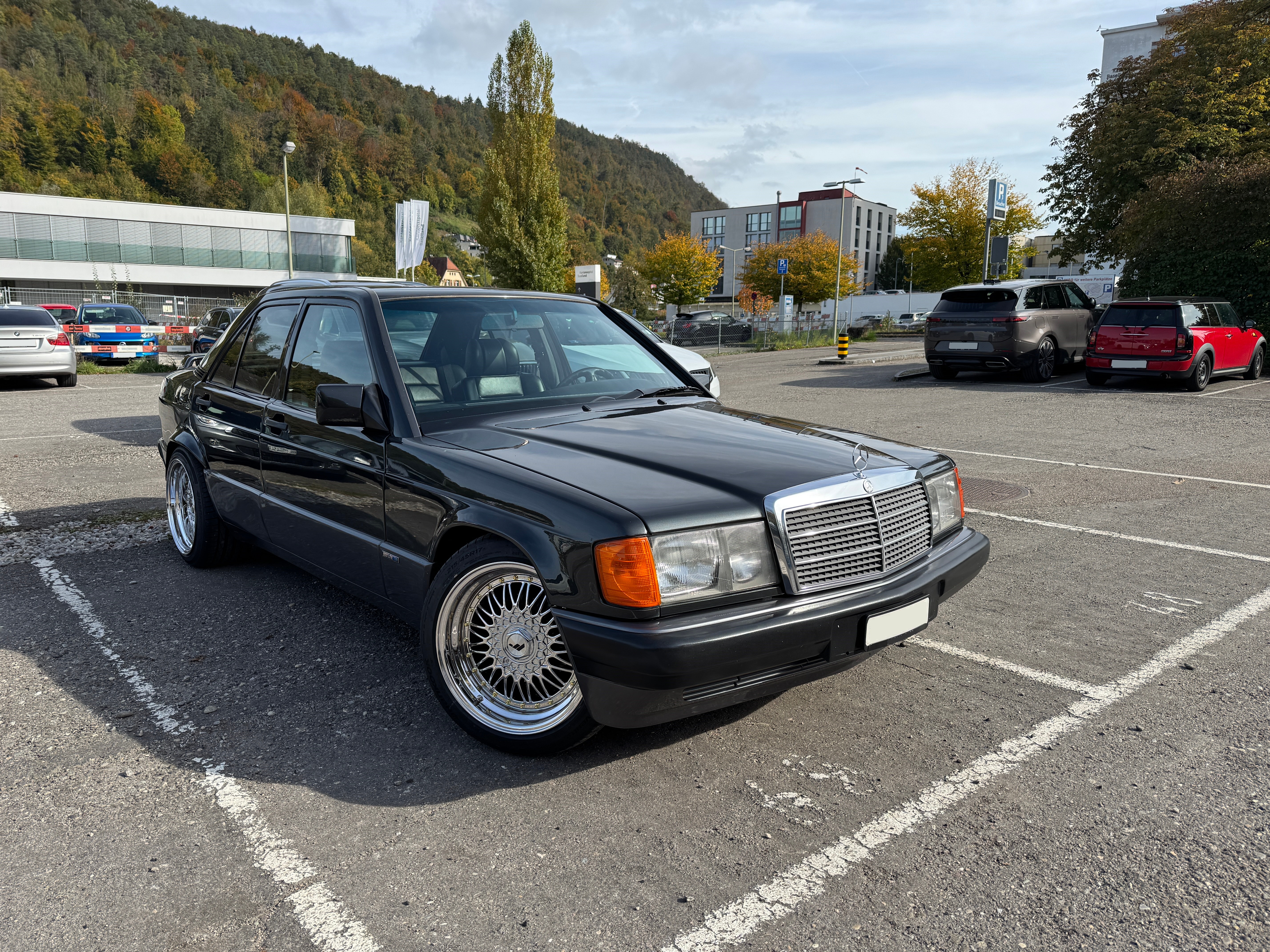 MERCEDES-BENZ 190 E 2.6