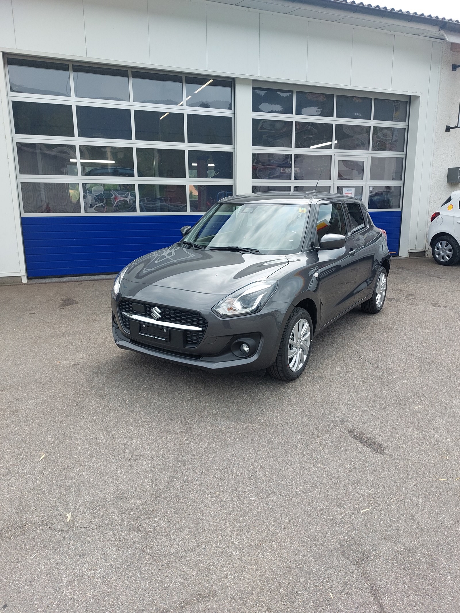 SUZUKI Swift 1.2 Compact + 4x4 Hybrid