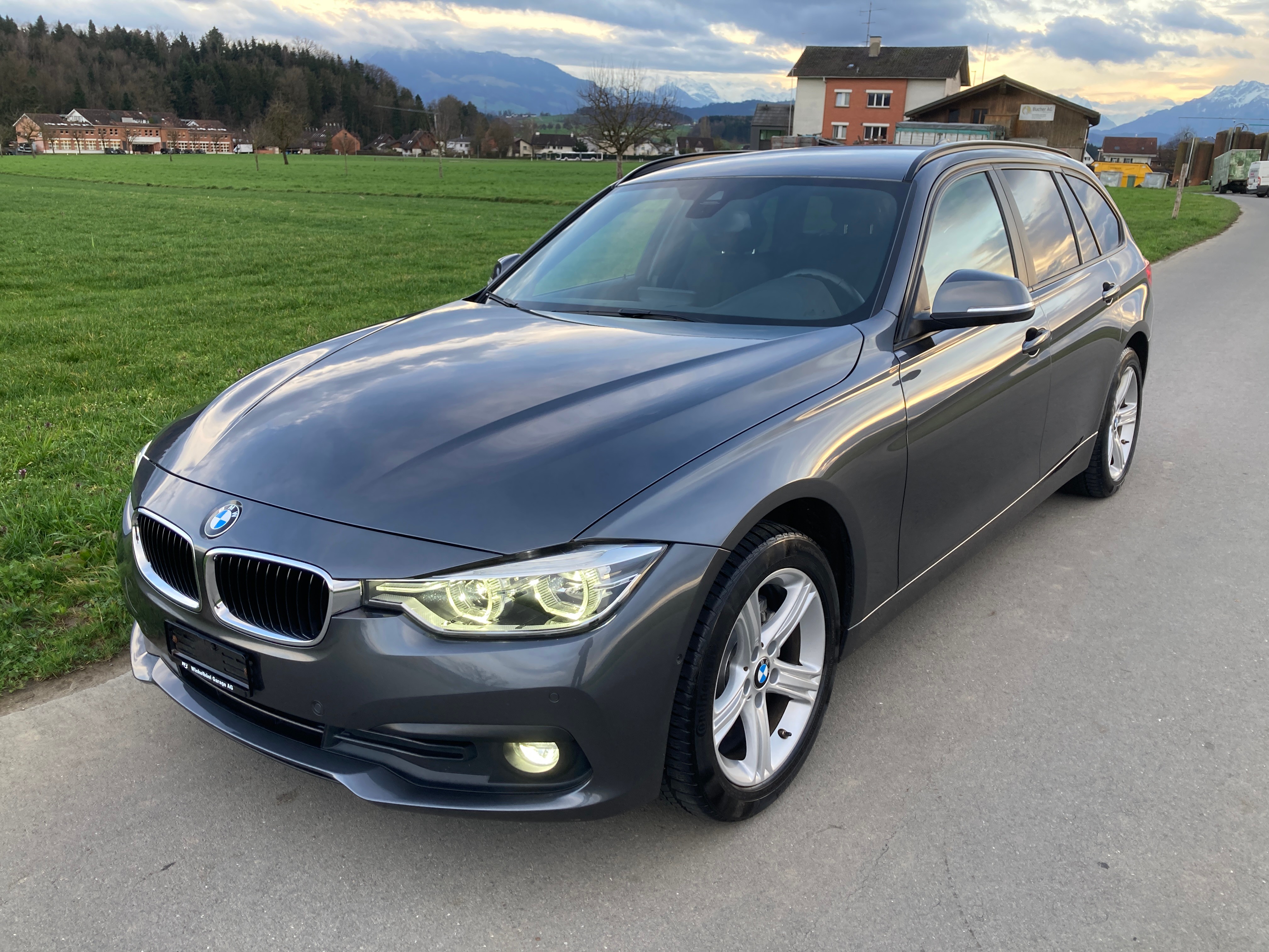 BMW 320d xDrive Touring Edition Sport Line Steptronic