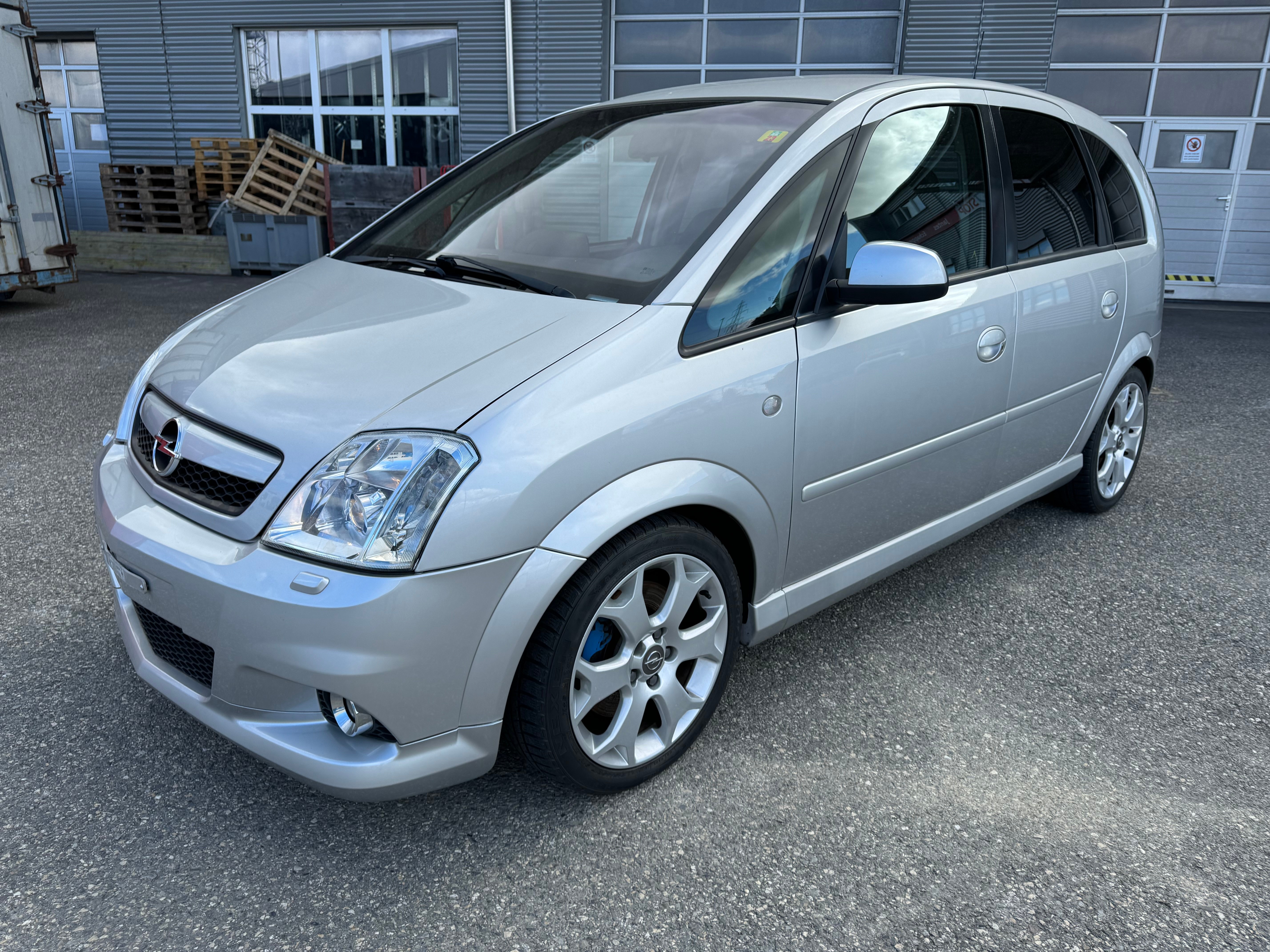 OPEL Meriva 1.6i 16V Turbo OPC