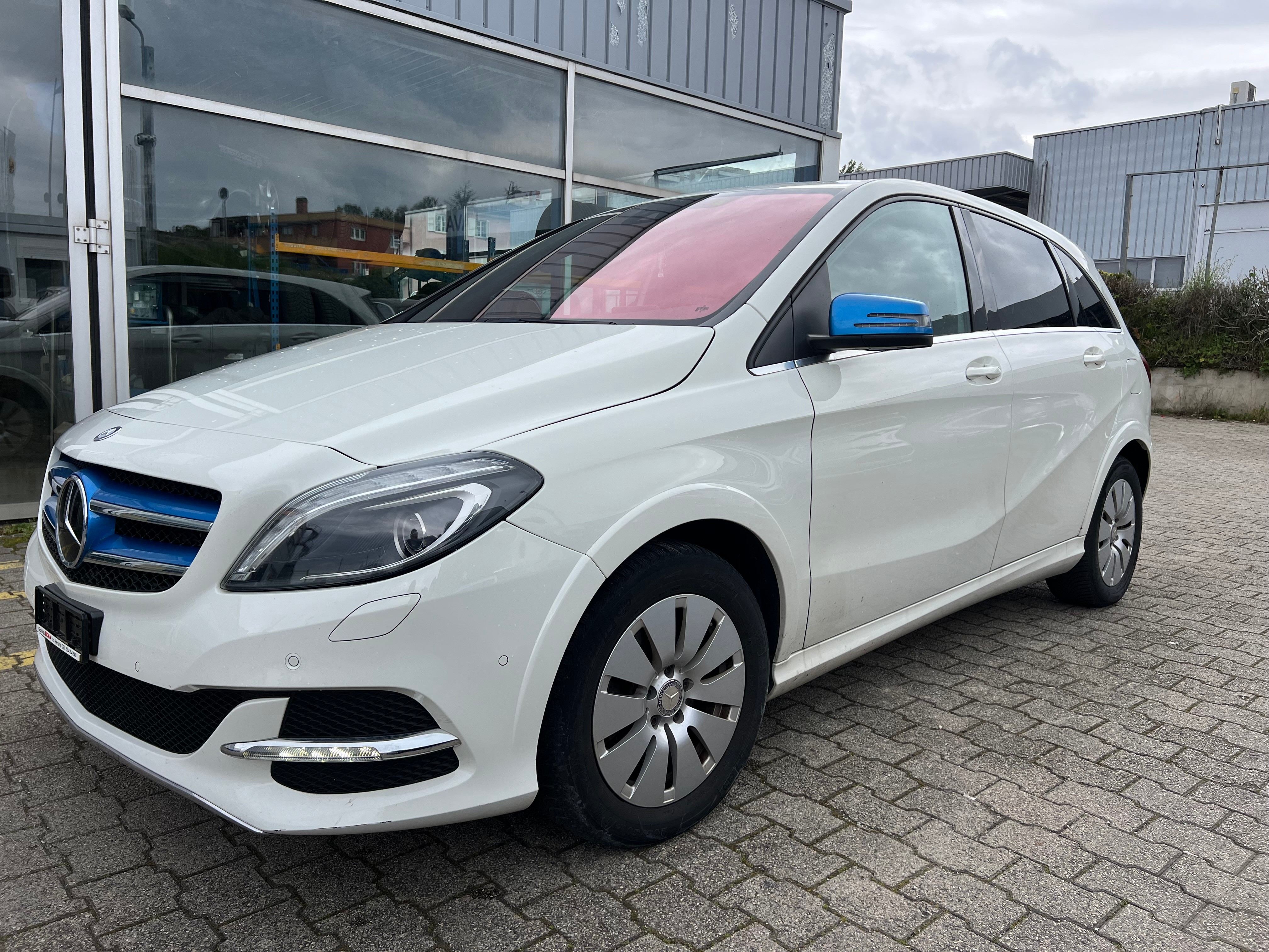 MERCEDES-BENZ B Electric Drive Style