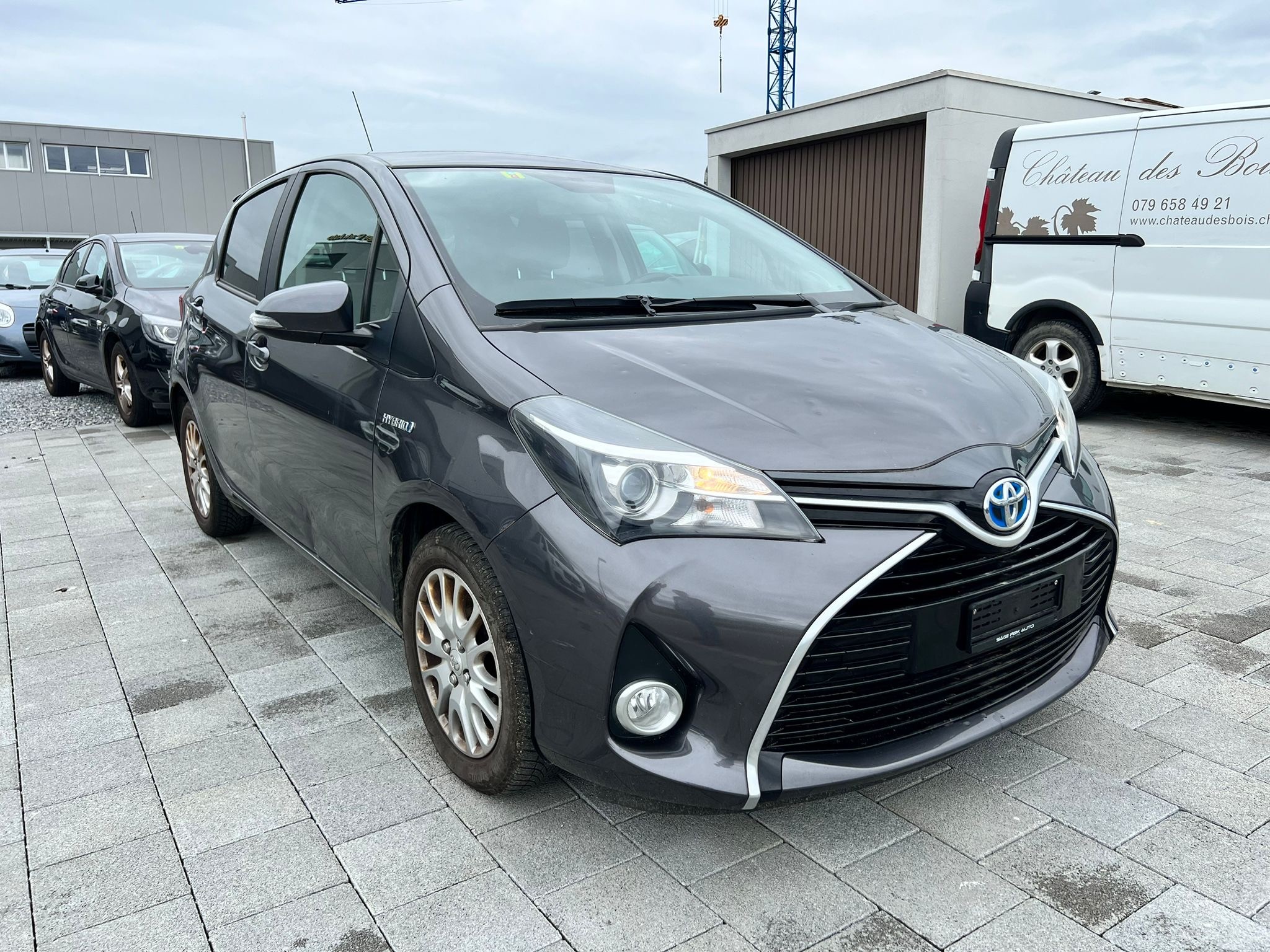 TOYOTA Yaris 1.5 VVT-i Hybrid Trend e-CVT