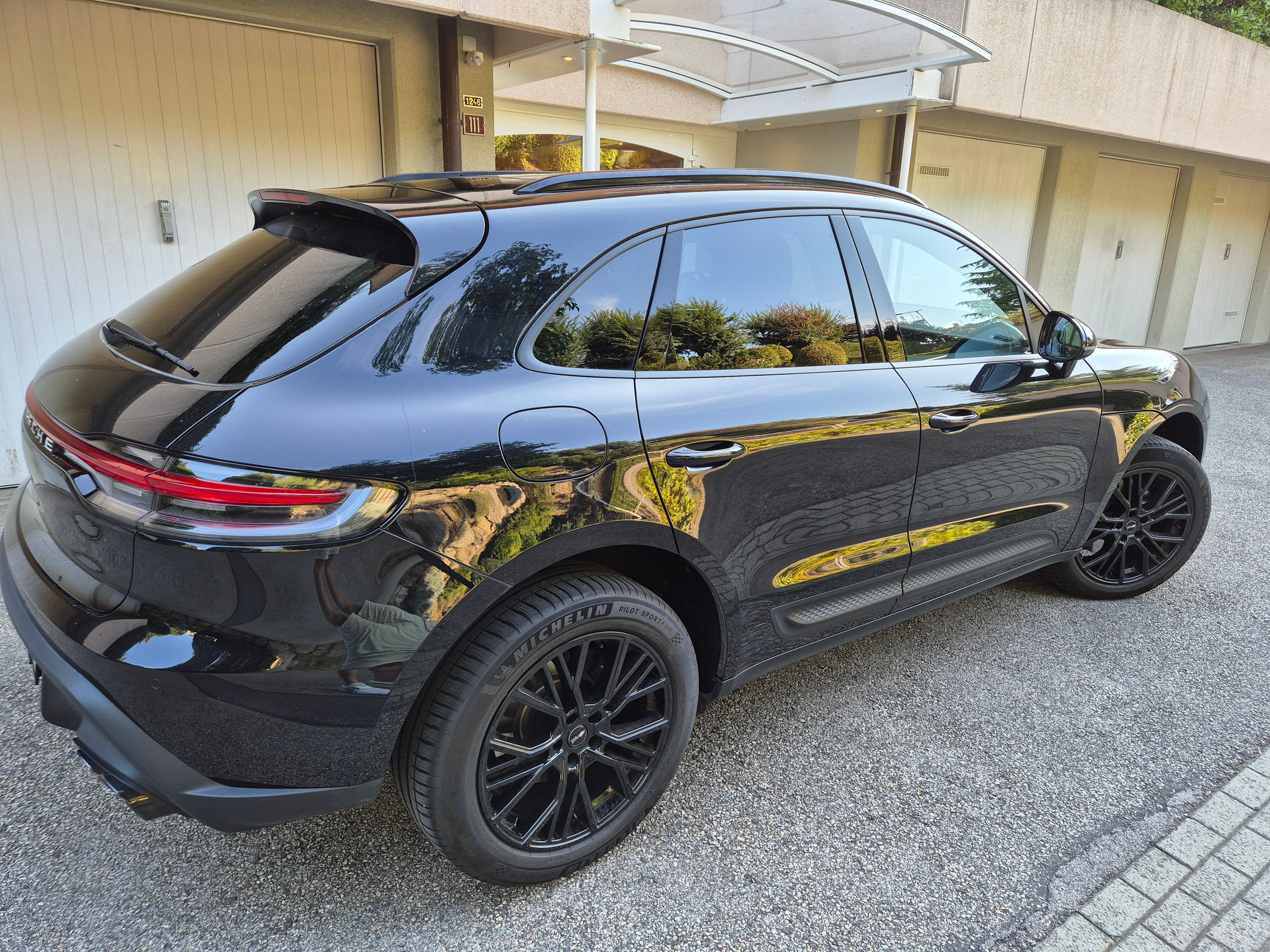 PORSCHE Macan PDK