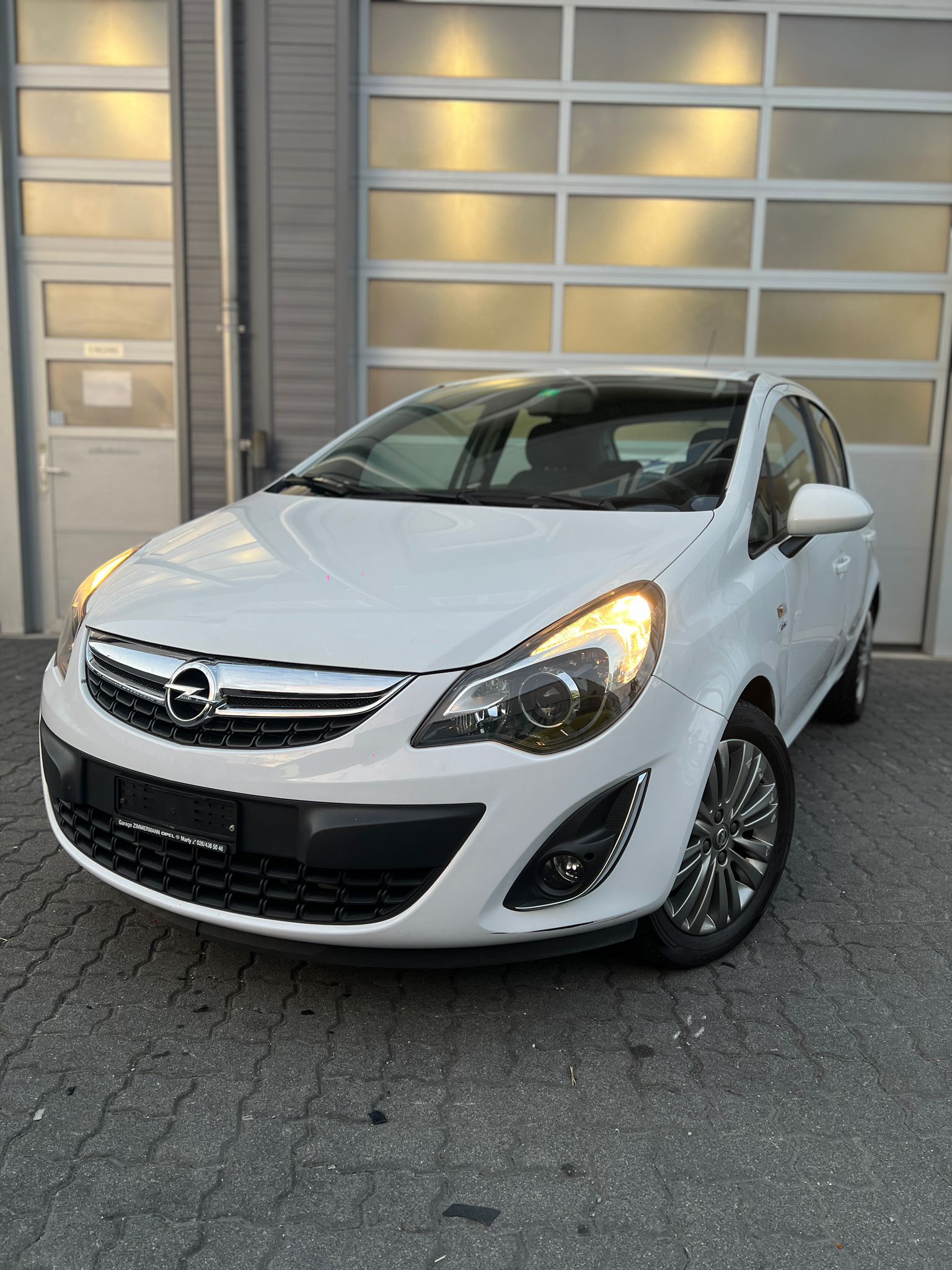 OPEL Corsa 1.4 TP Active Edition Automatic