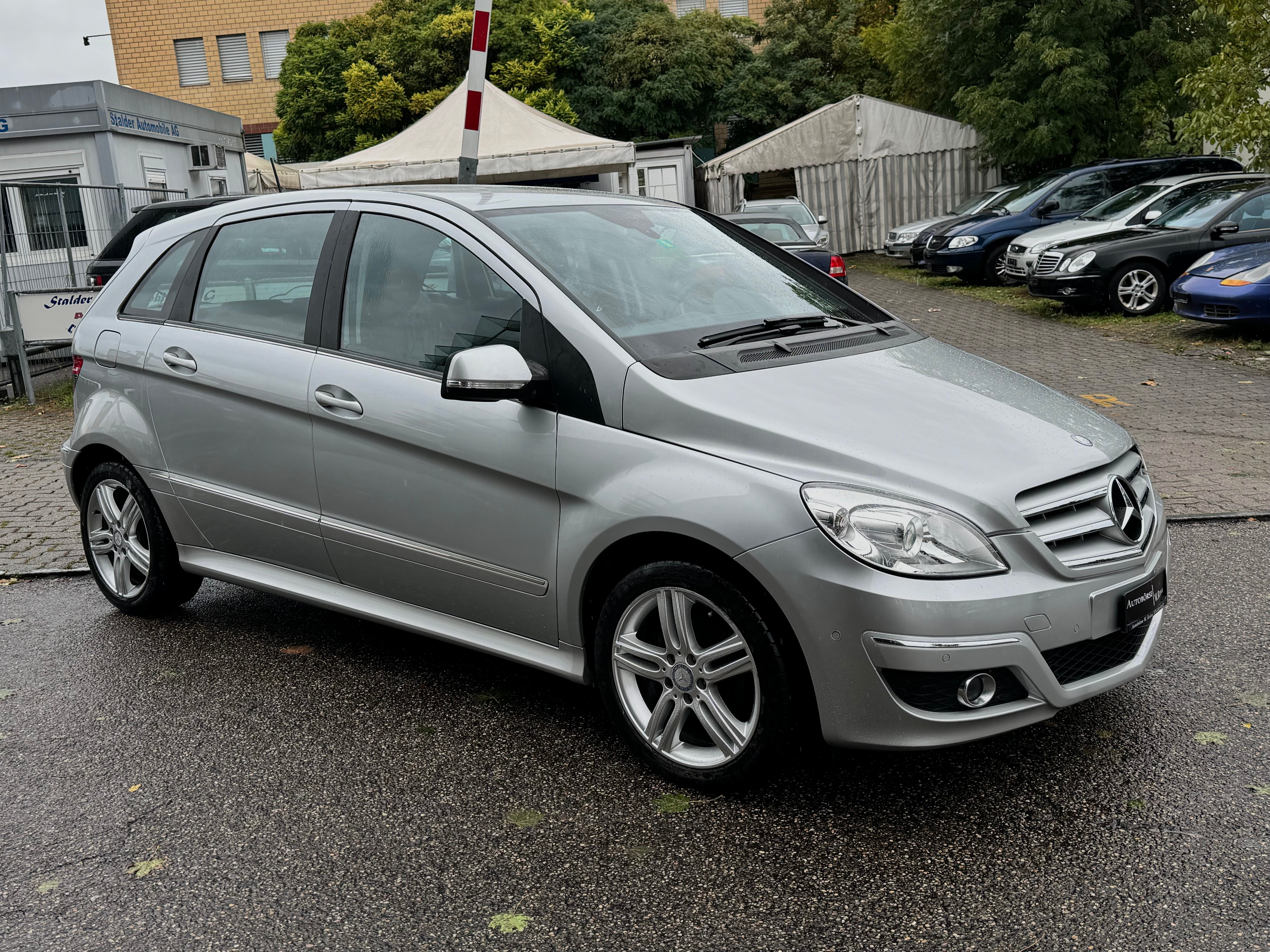 MERCEDES-BENZ B 200 Autotronic